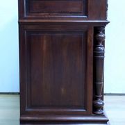 Commode en Noyer P. Guinand-Leglas, style Rennaissance – 1920