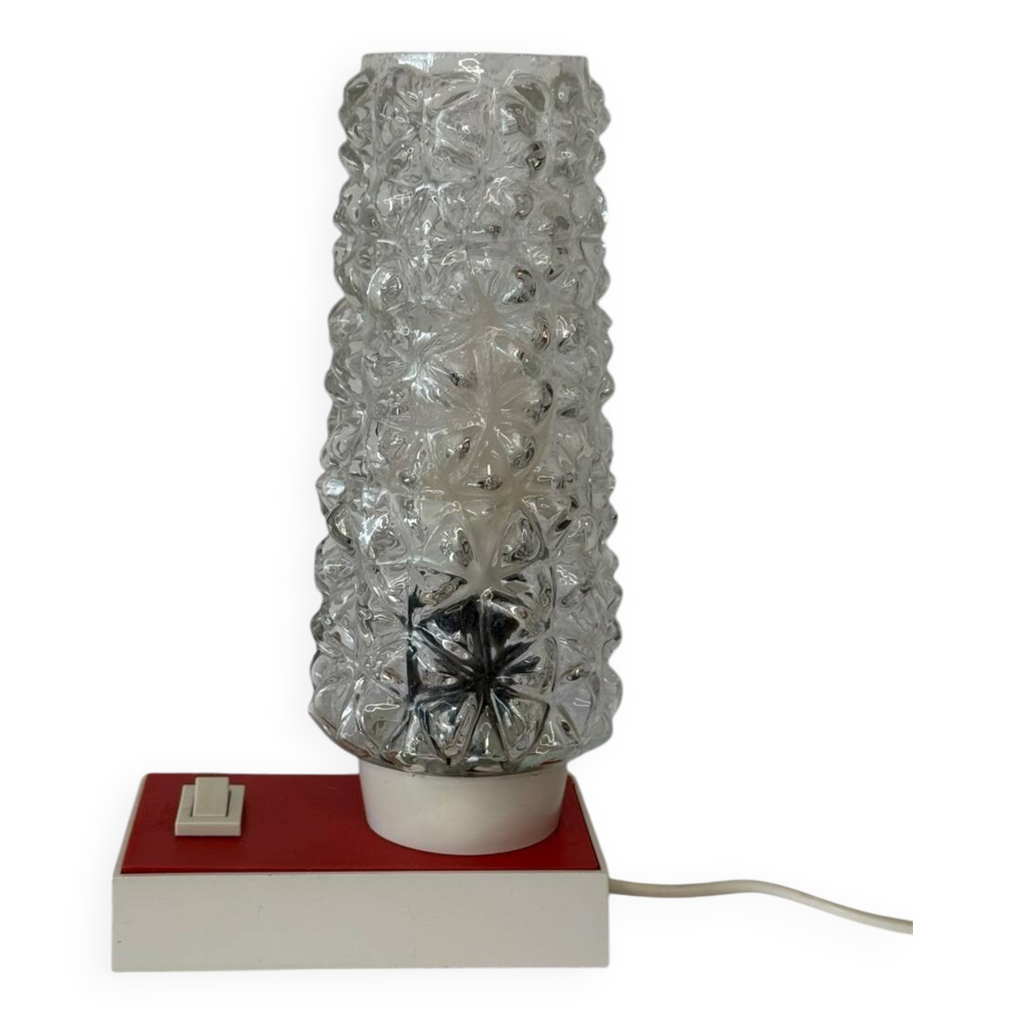 Lampe de table Hawill en verre texturé et base rouge, années 1960-1970 ...