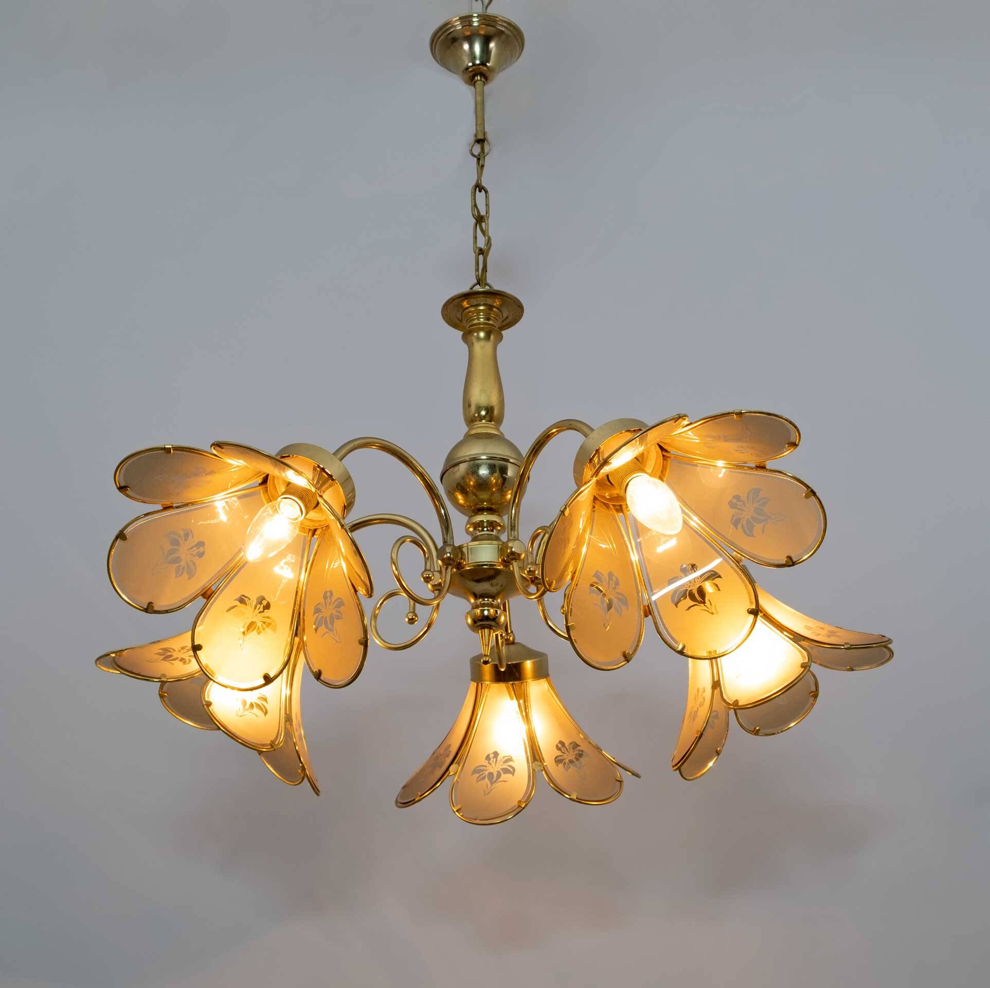 Mid-Century Modern Italian Glass and Brass Chandelier, 1960s