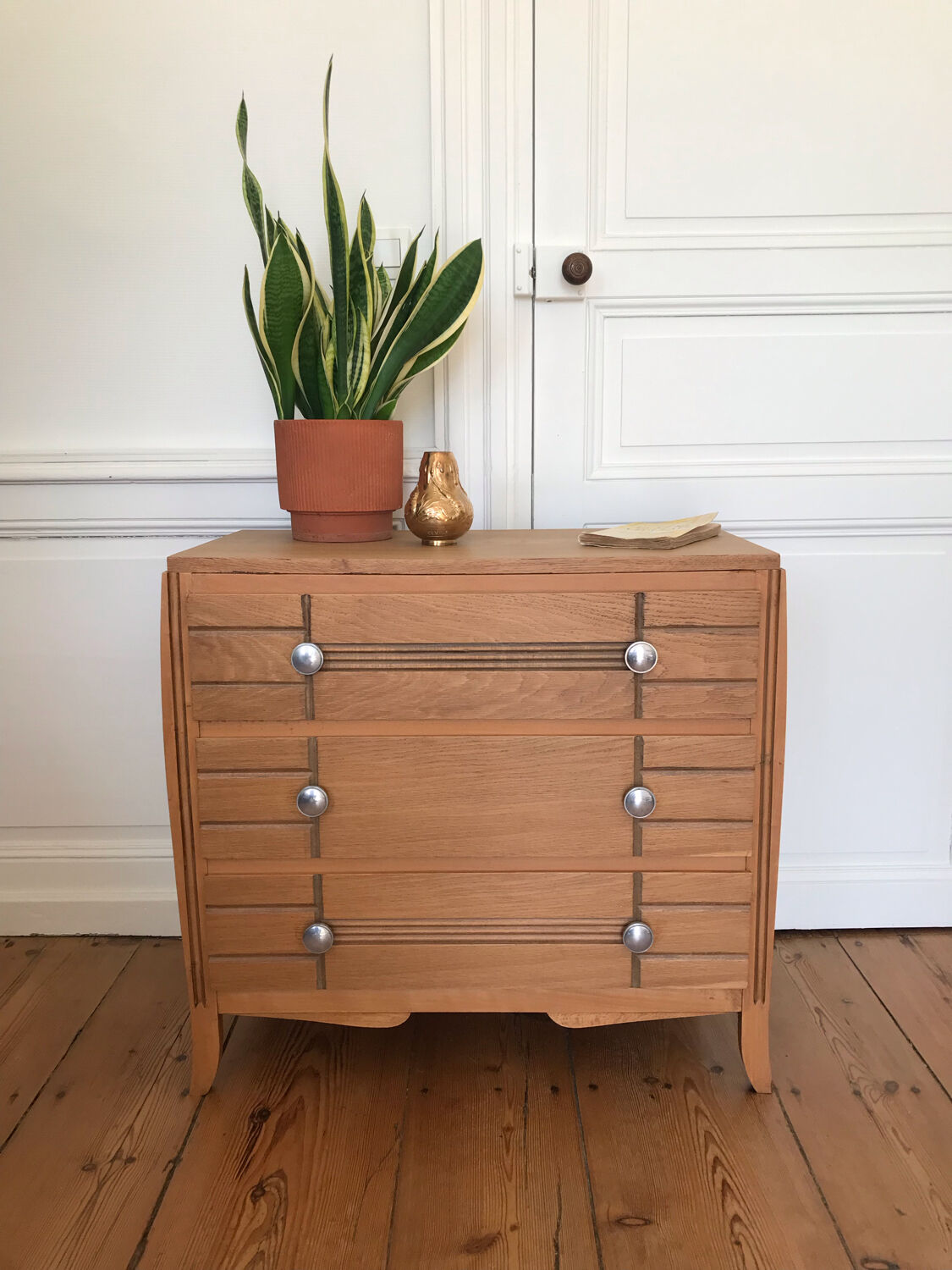 Commode art déco en chêne clair