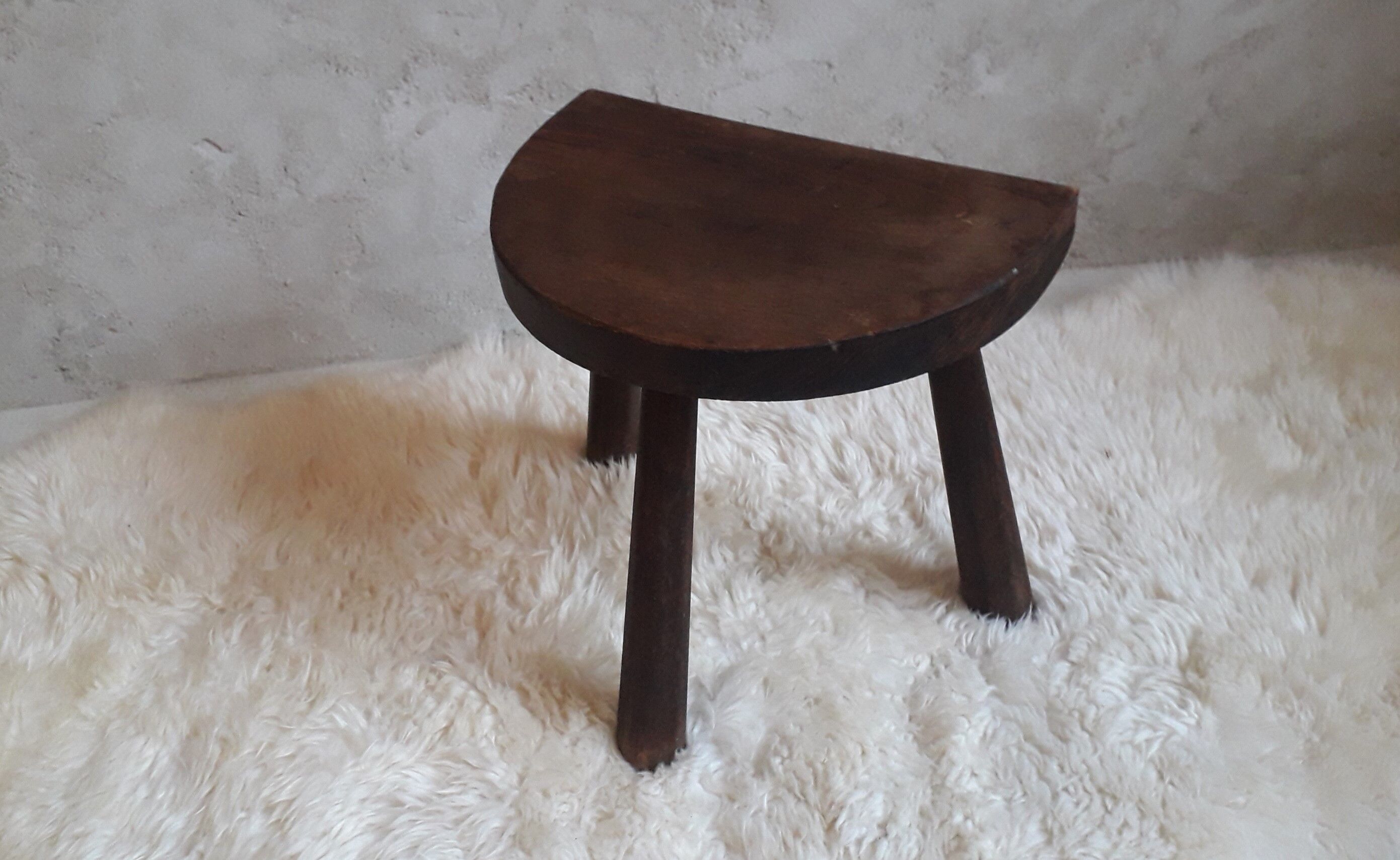 Tabouret de ferme tripode en bois