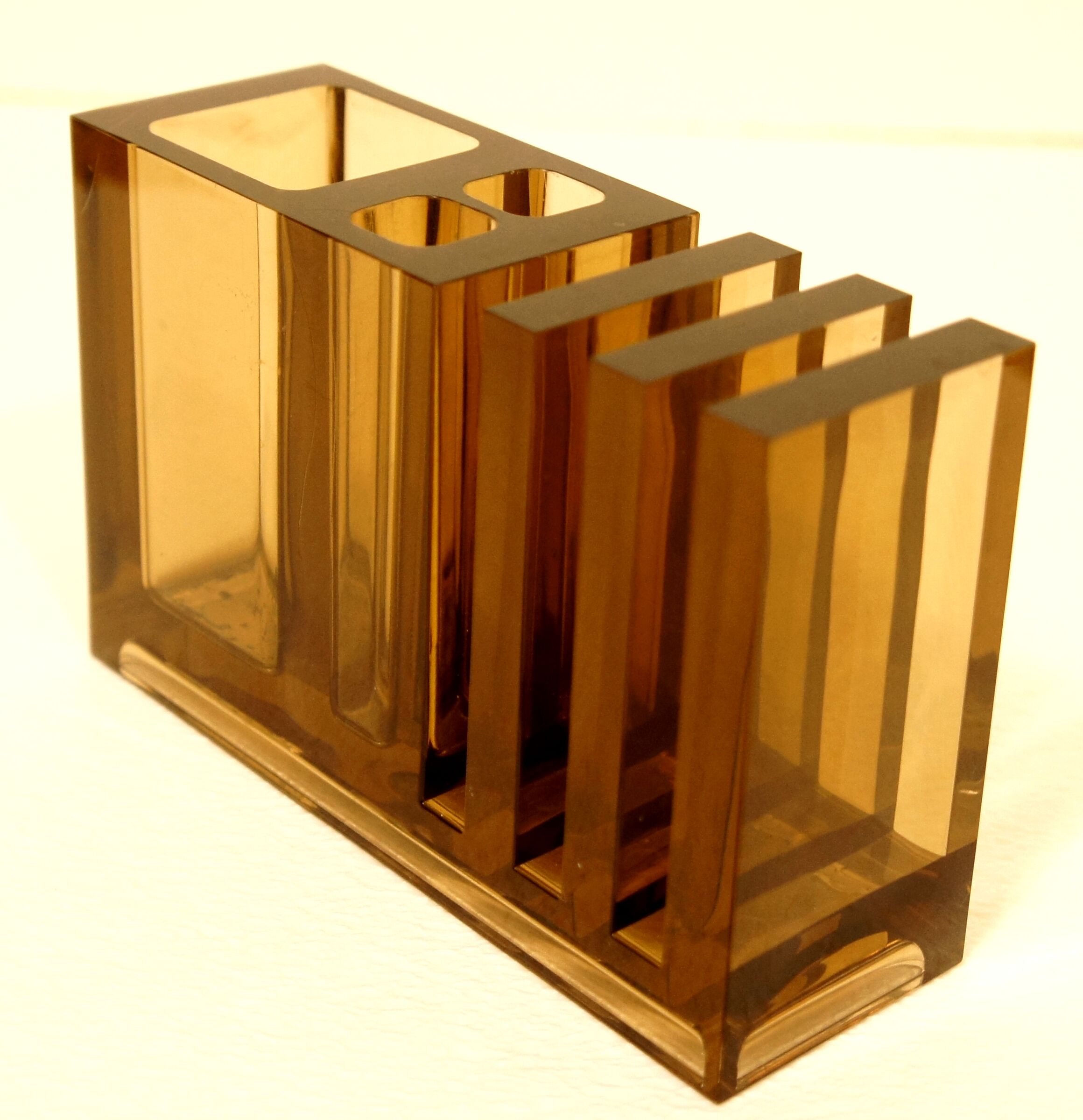 Pencil holder & letters Guzzini Fabio Manlio Ciocca in plexiglass 1970