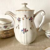 Antique tea set in Amandinoise porcelain