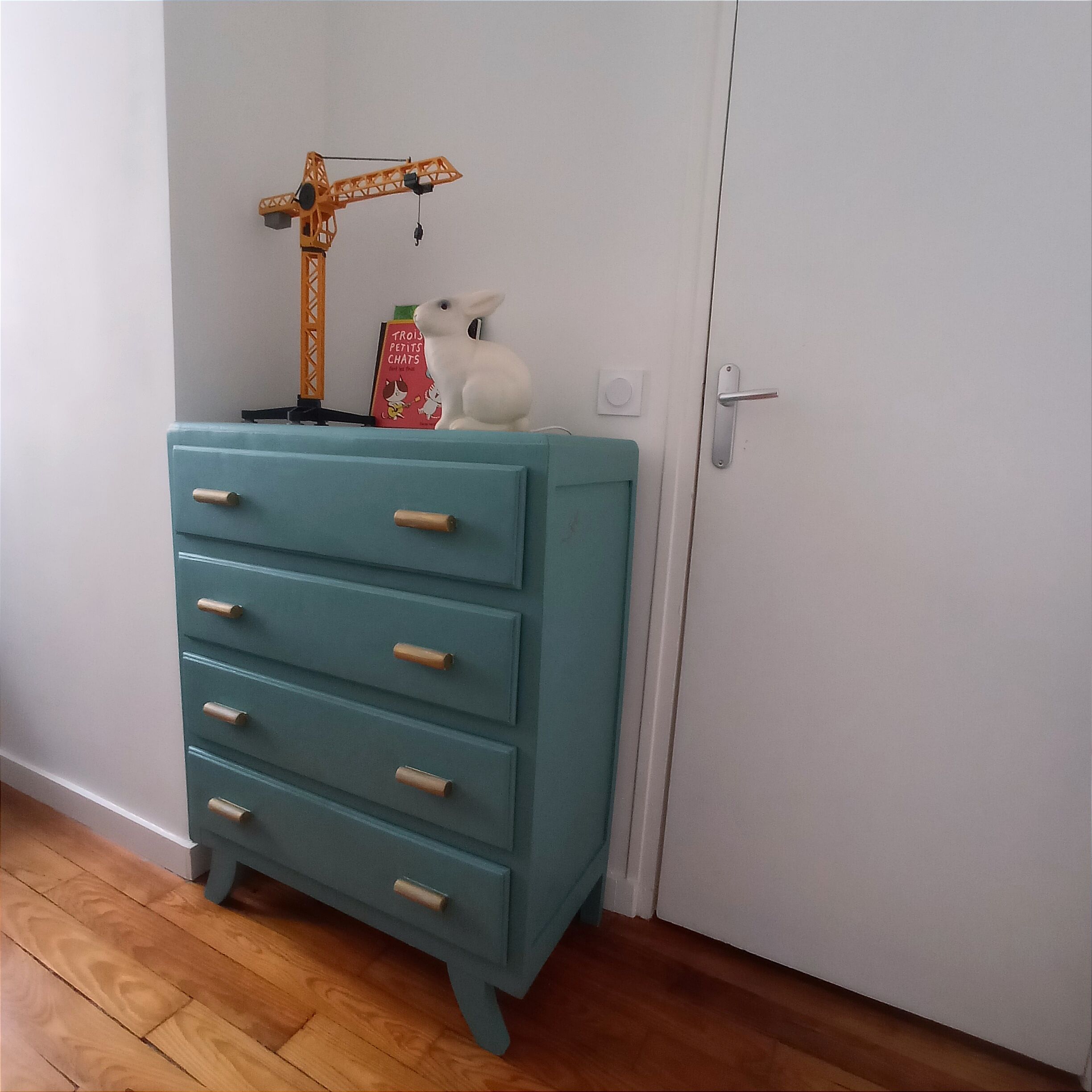 Commode vintage