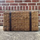 Retro wicker trunk 💐
