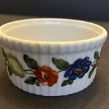 Set of 4 porcelain dishes from Paris