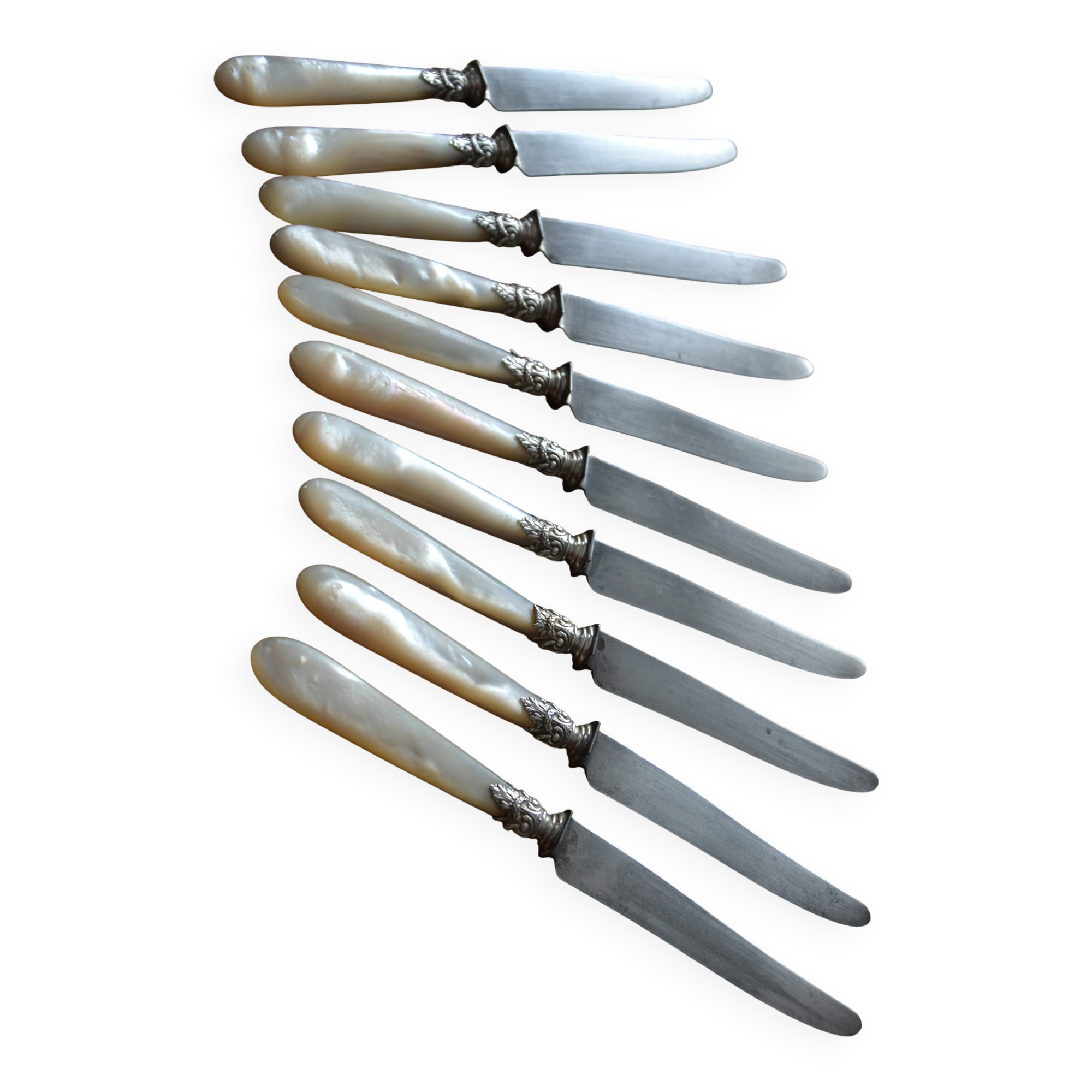 10 antique knives in mother-of-pearl and silver-plated metal