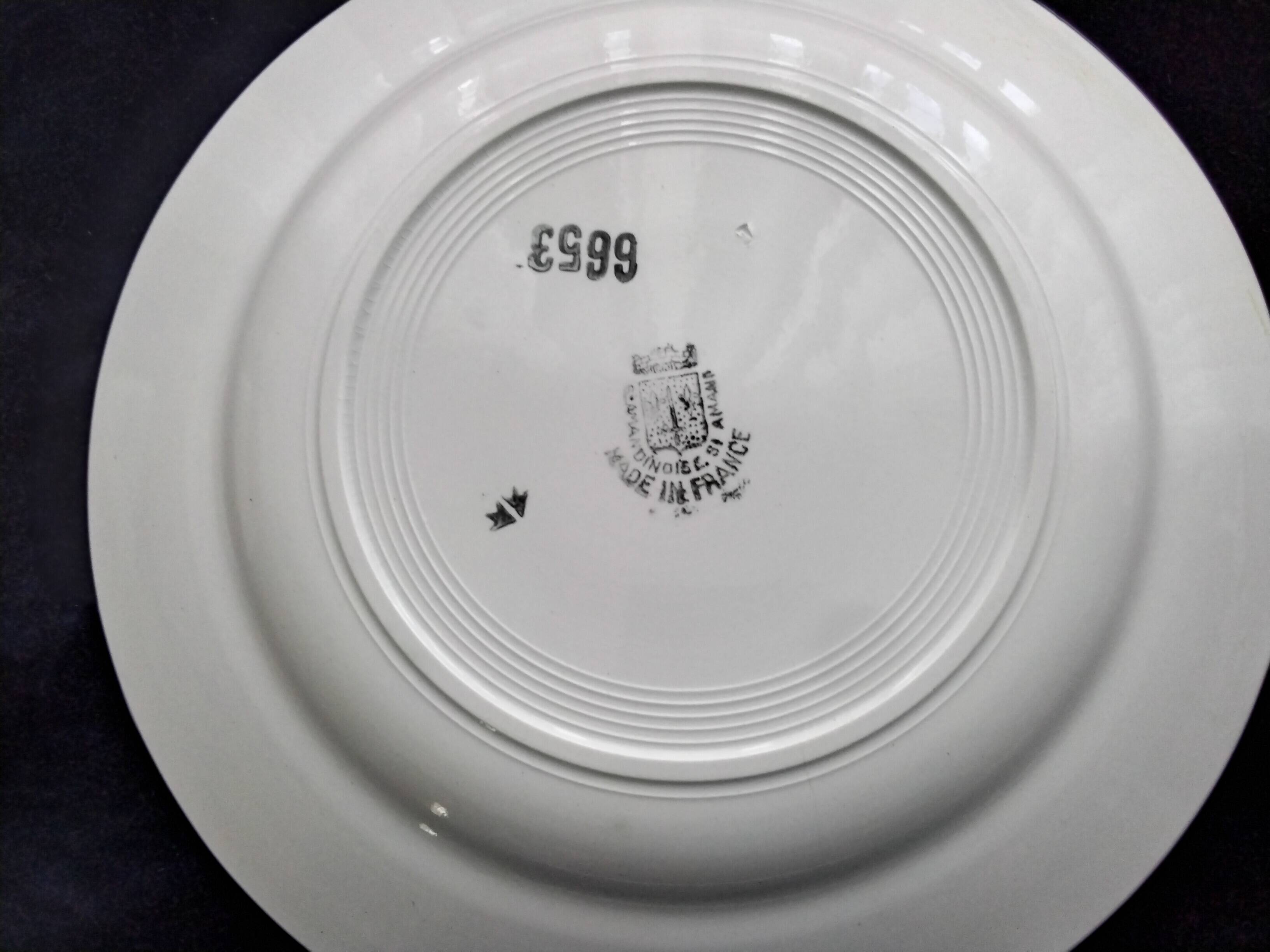 4 St Amand dinner plates with red carnation decoration