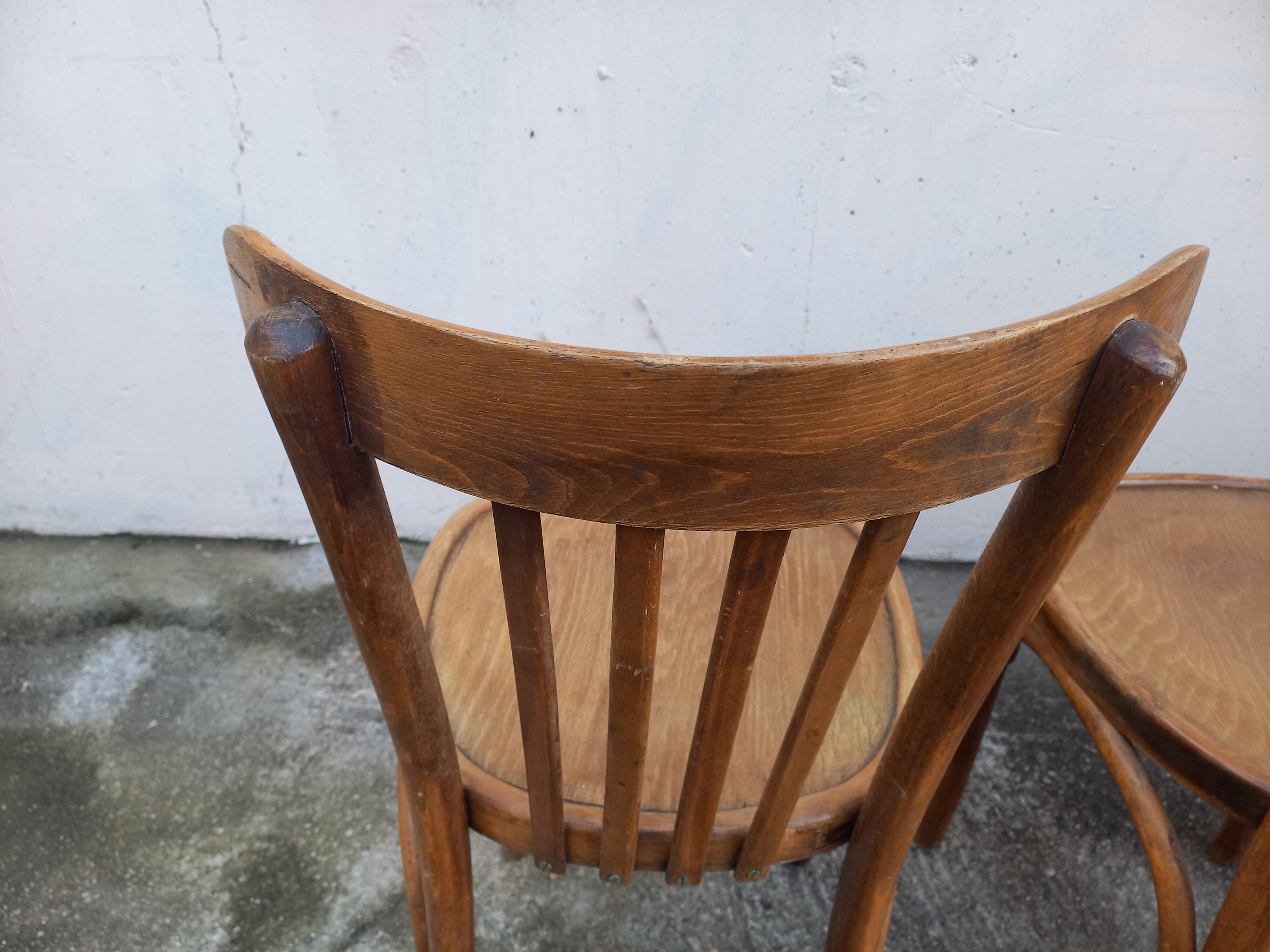 Chaises bistrot vintage