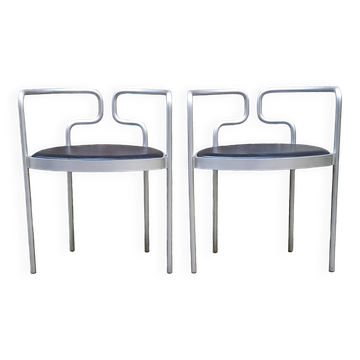 Paire de fauteuils en aluminium par Henning Larsen