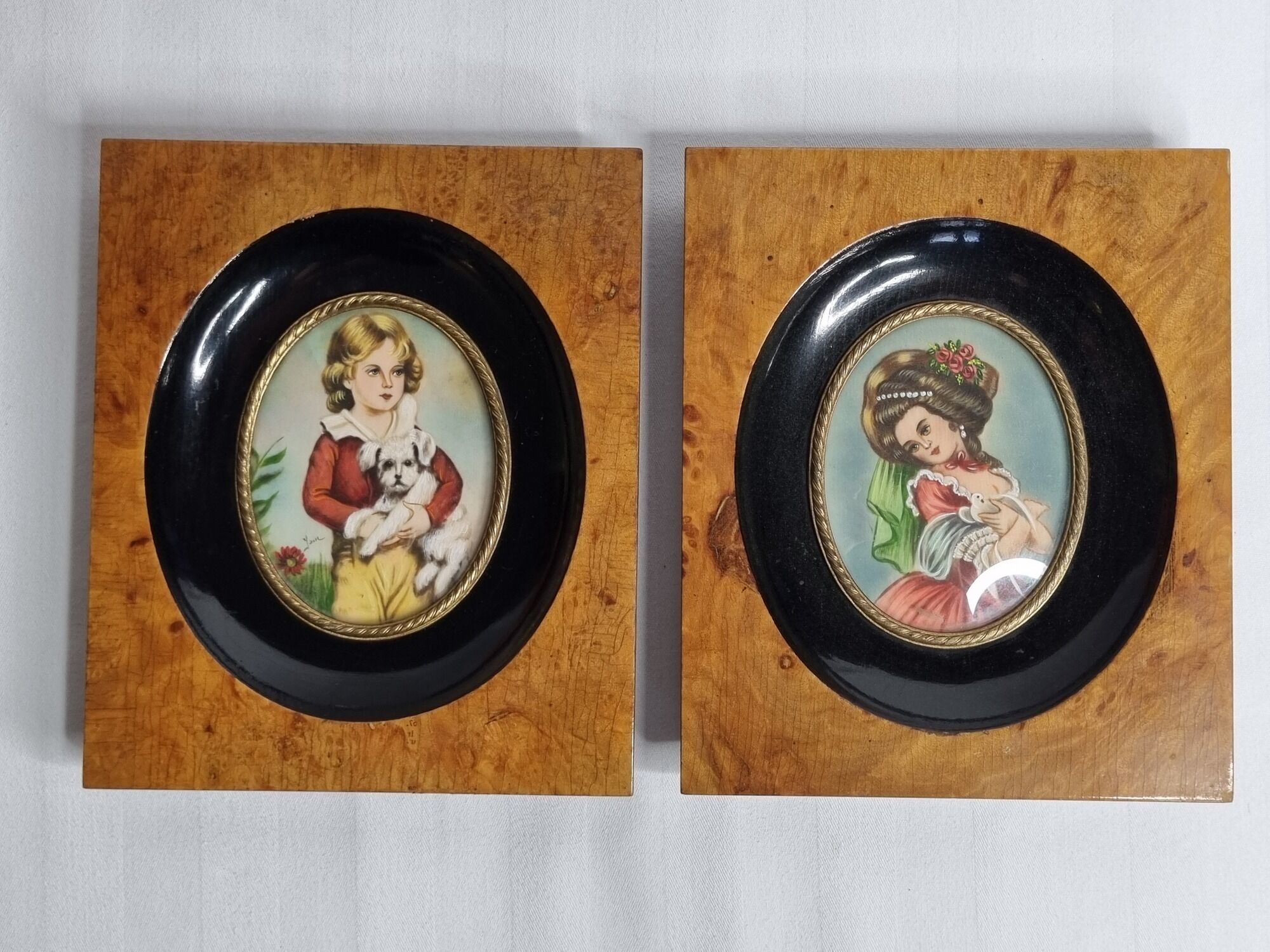 Pair of miniatures of the nineteenth century signed Jane after Fragonard