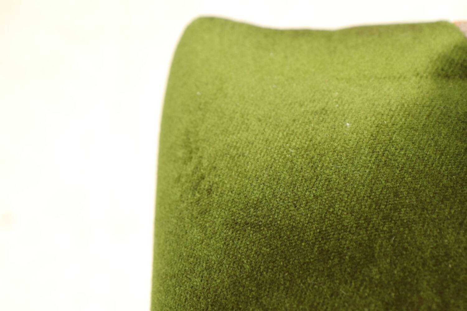 Fauteuil vintage style classique vert oregano XIX siècle