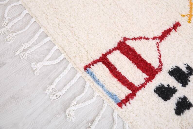 Traditional handmade Berber carpet 250cmx150cm