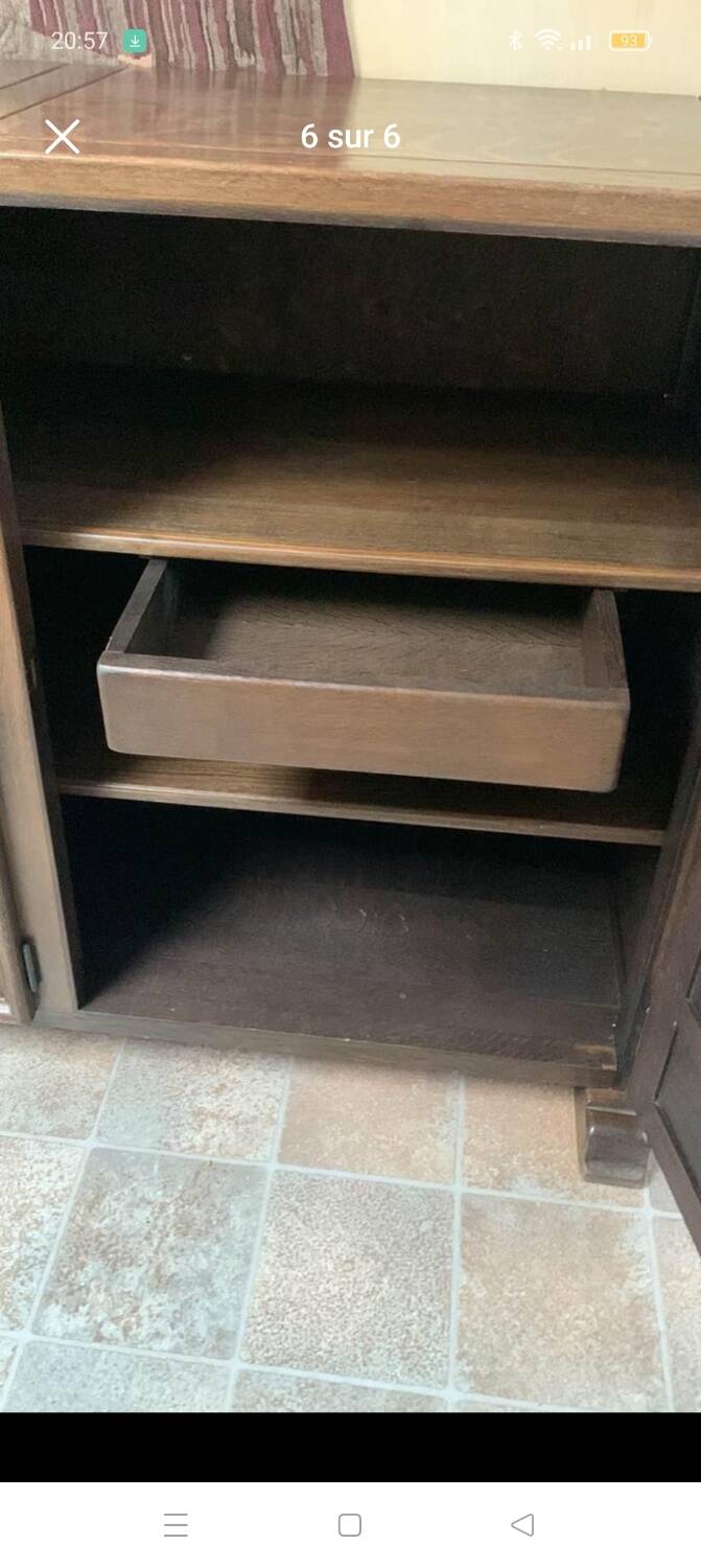 Spanish Brutalist Buffet