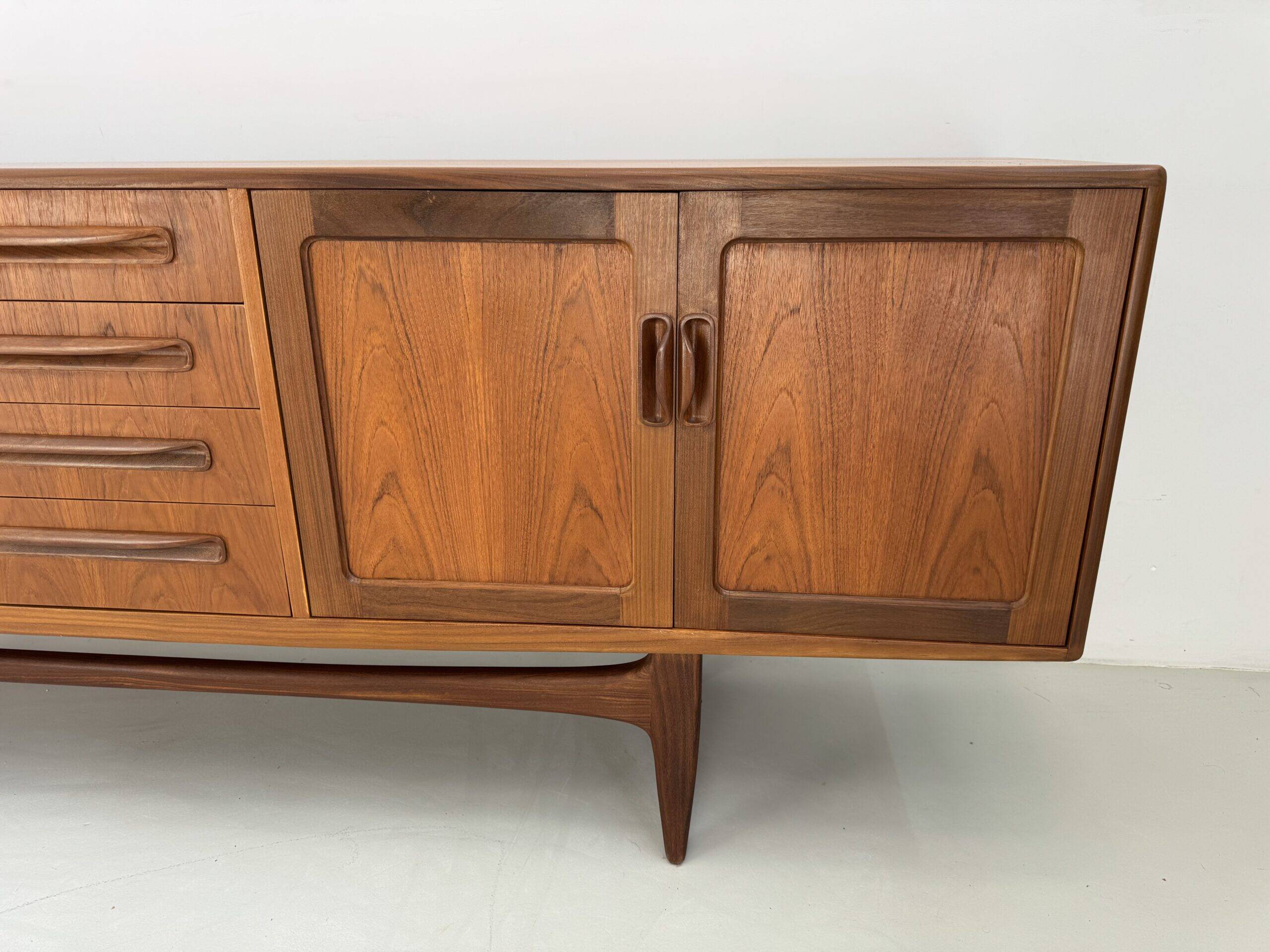 Buffet vintage G-Plan