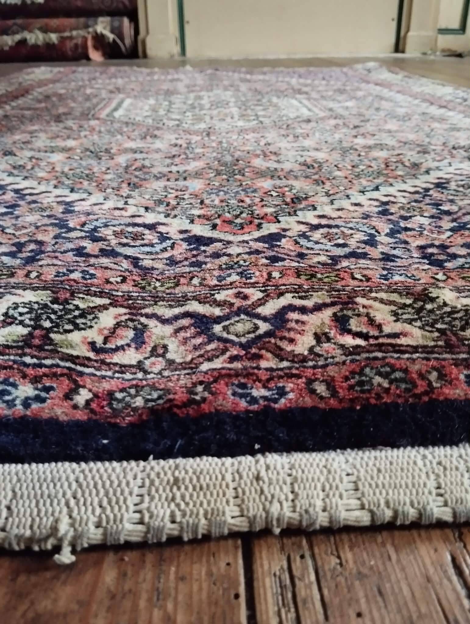 Handmade Persian Bidjar rug 156x101cm