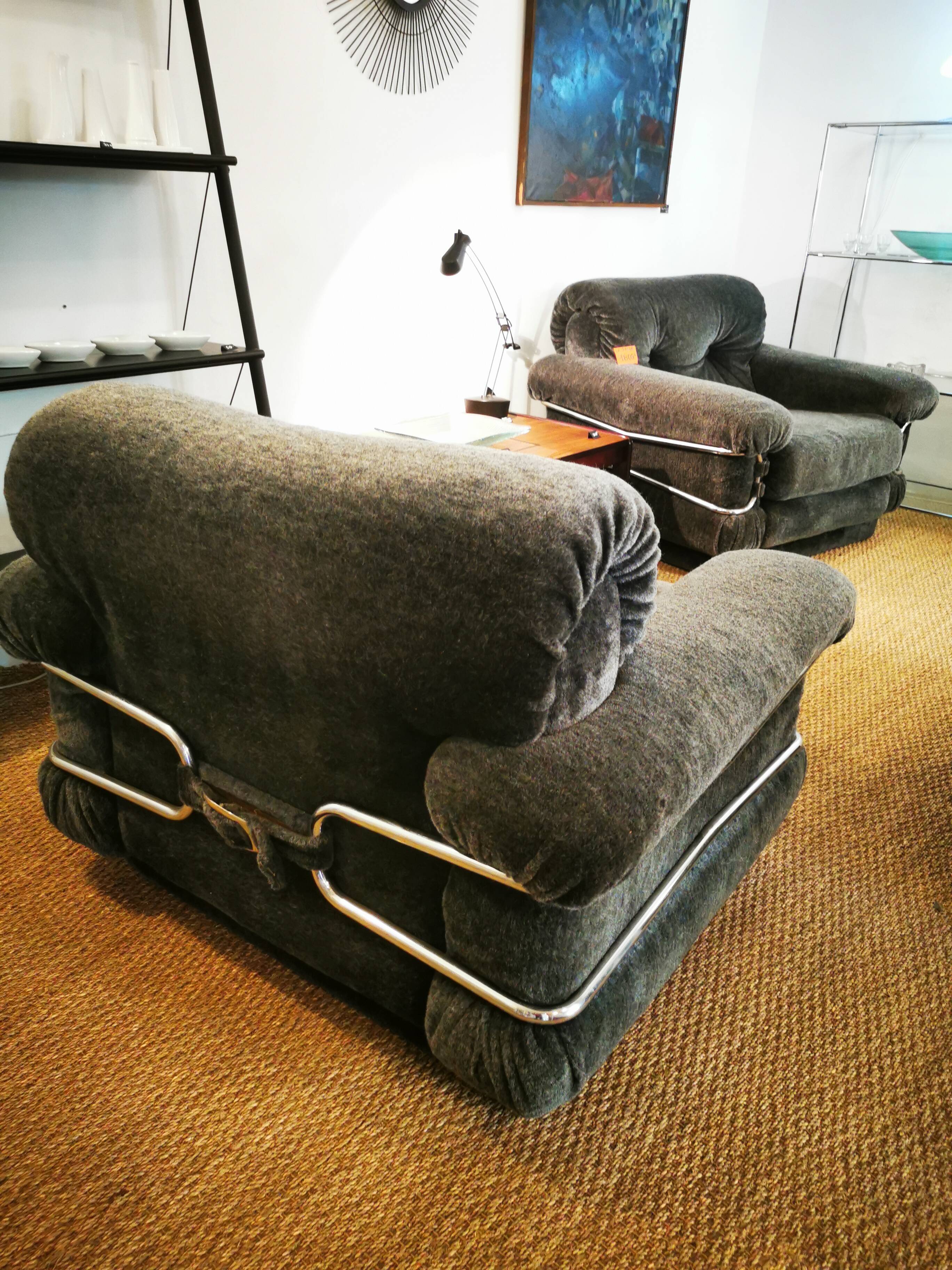 Pair of vintage italian design armchairs from the 70s