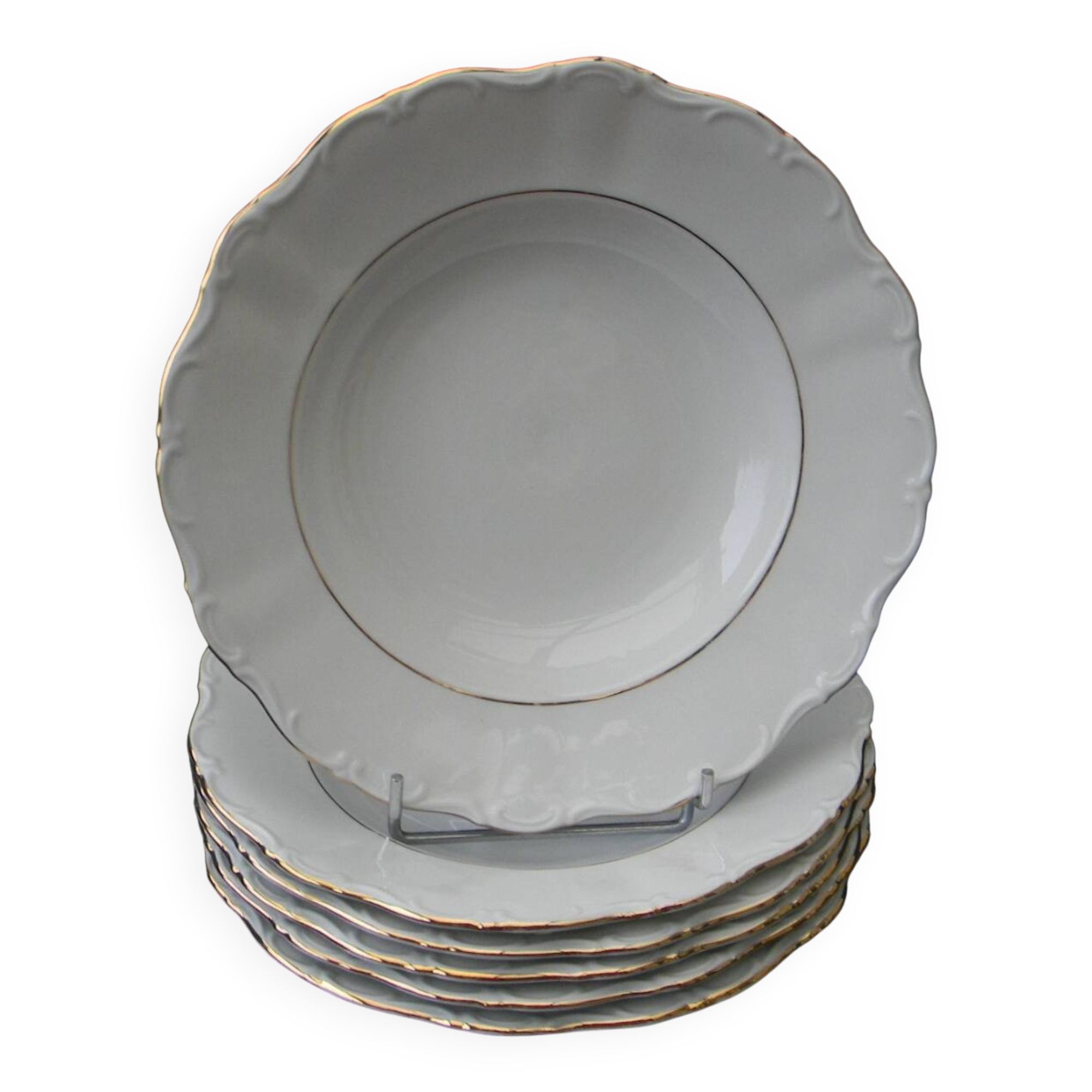 Set of 6 deep porcelain plates. Germany BAVARIA. Gold rim.