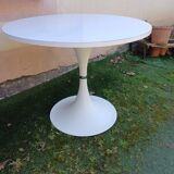 70s tulip-shaped table