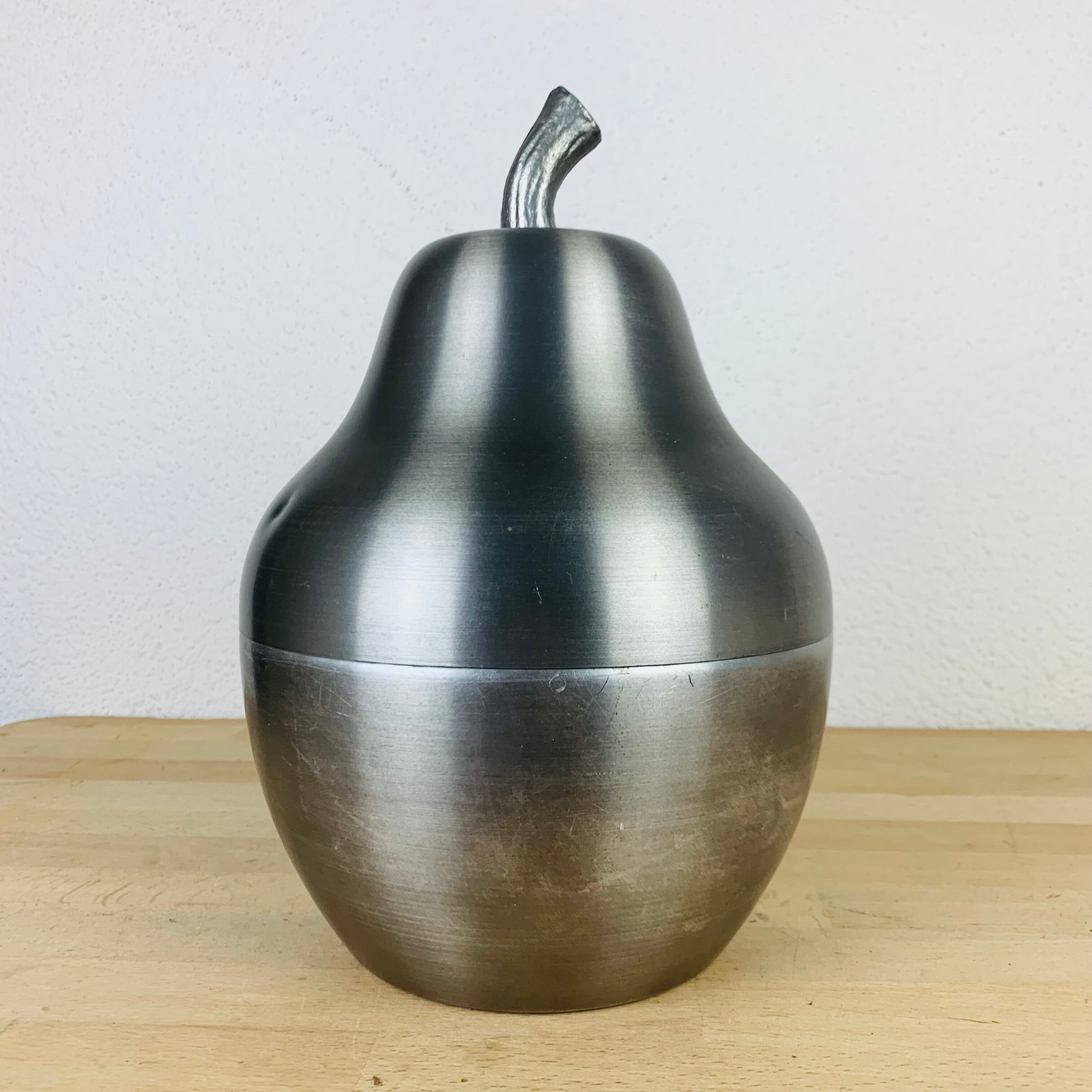 Aluminum pear ice bucket 70s