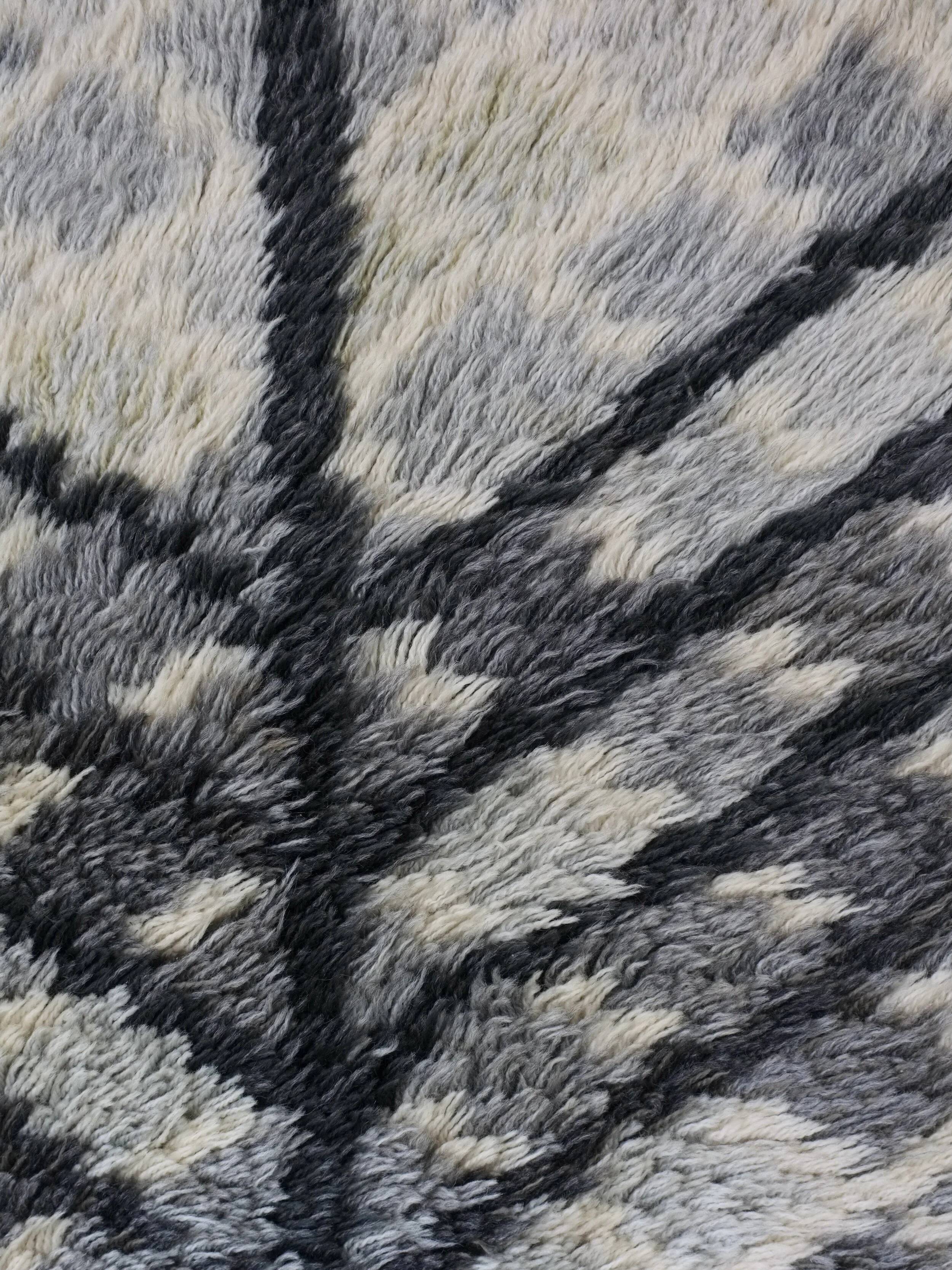 Mid-century gray wool rya rug | Sweden | 1960s