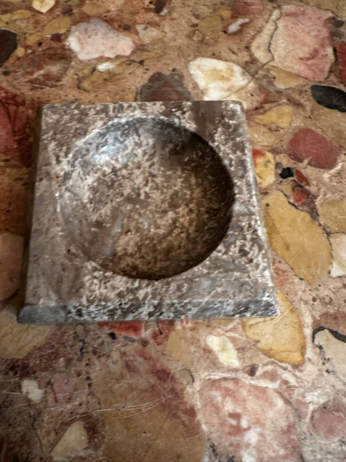 Cendrier en Marbre période Art-Deco 10/10 cm