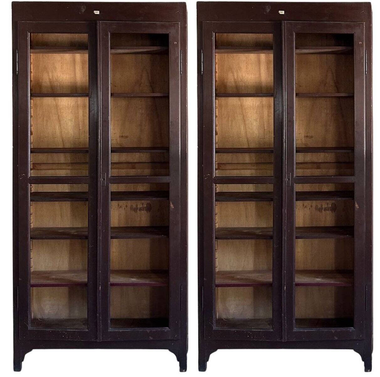 Italian Brown and Burgundy Lacquered Display Cabinets, 1890s, Set of 2