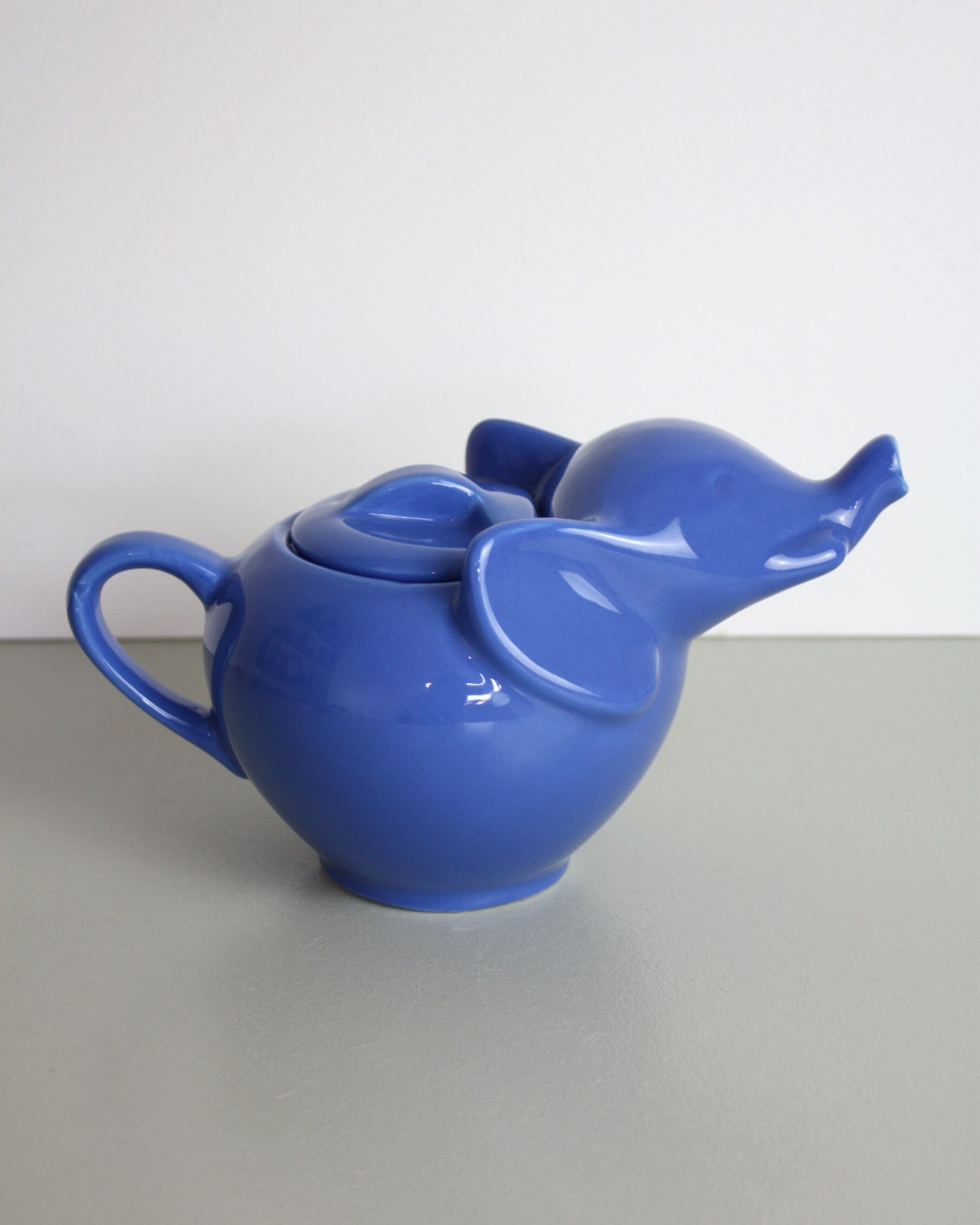 Lipton Blue Elephant Ceramic Teapot