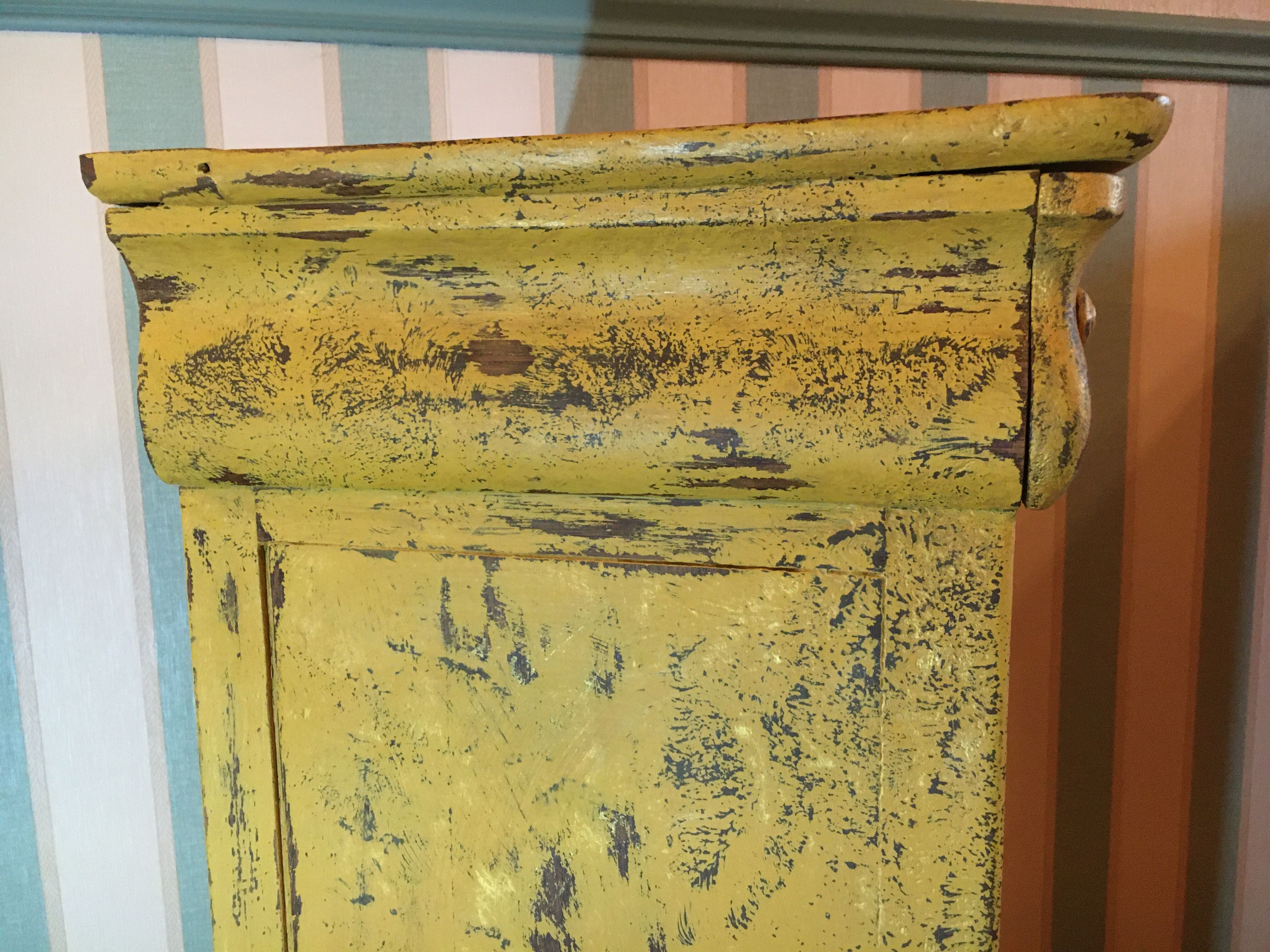 Sun accent furniture