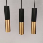 3 suspensions en forme de cylindre de Creativ Cables (Turin, Italie)