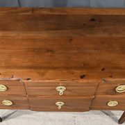 Walnut Jumping Commode, Louis XVI period – Late 18th century