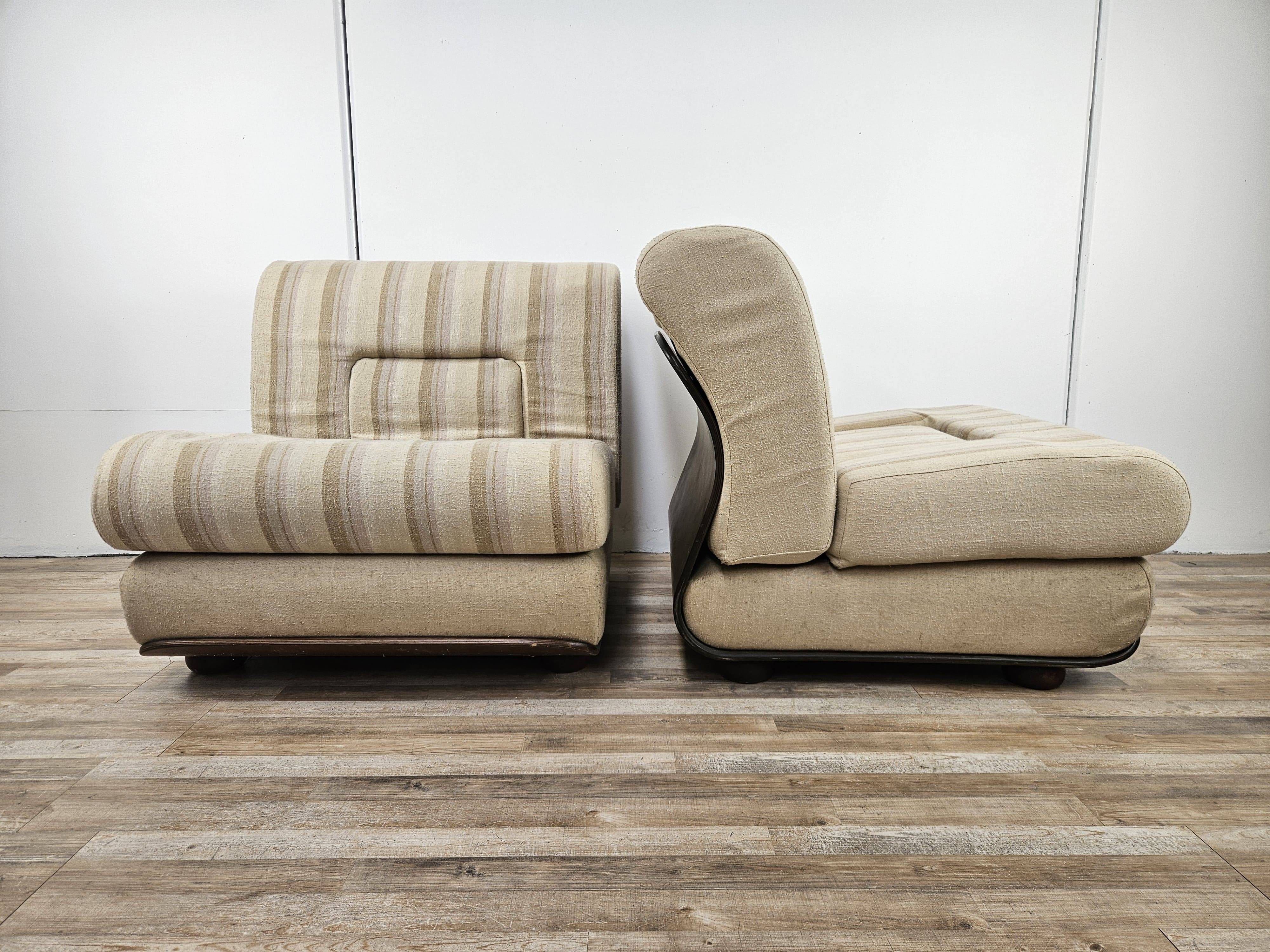 Fauteuils italiens du milieu du siècle en bois et tissu