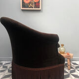Chocolate toad armchair