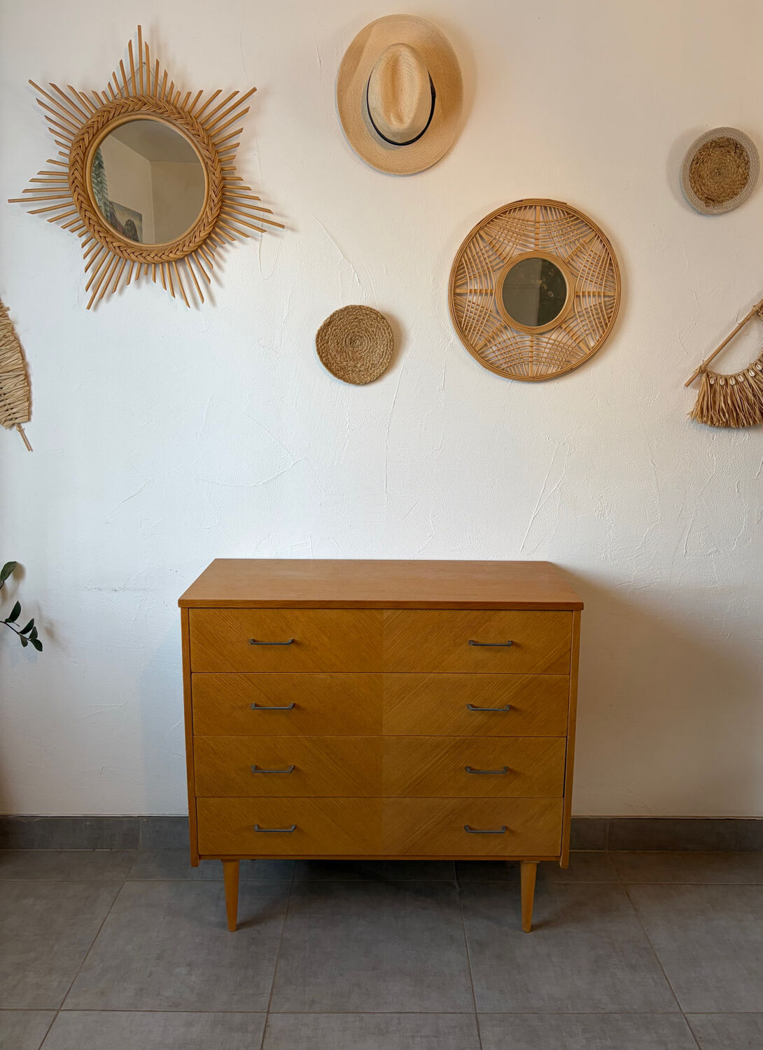 Vintage oak chest of drawers from the 1960s.