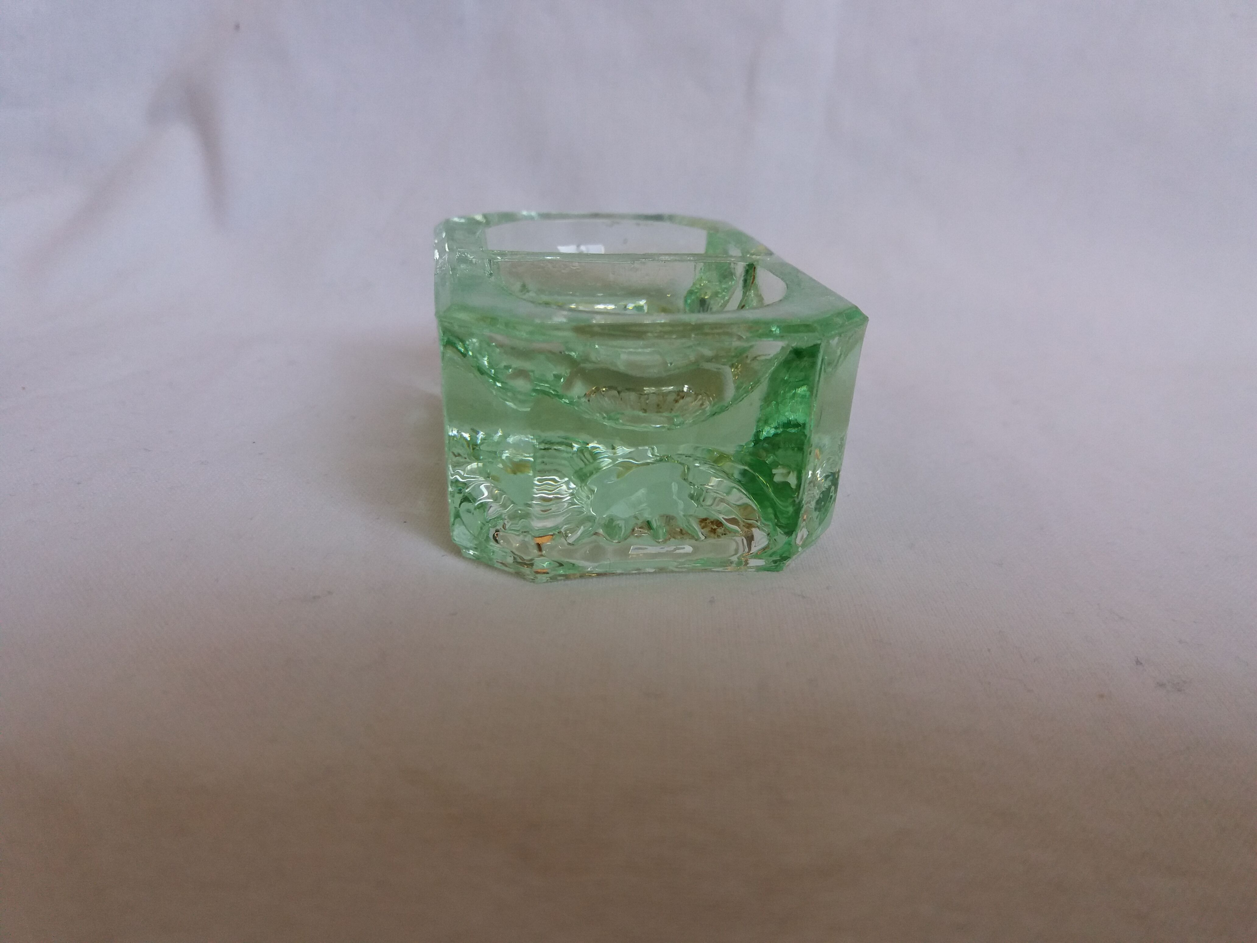 Art deco green glass saleron