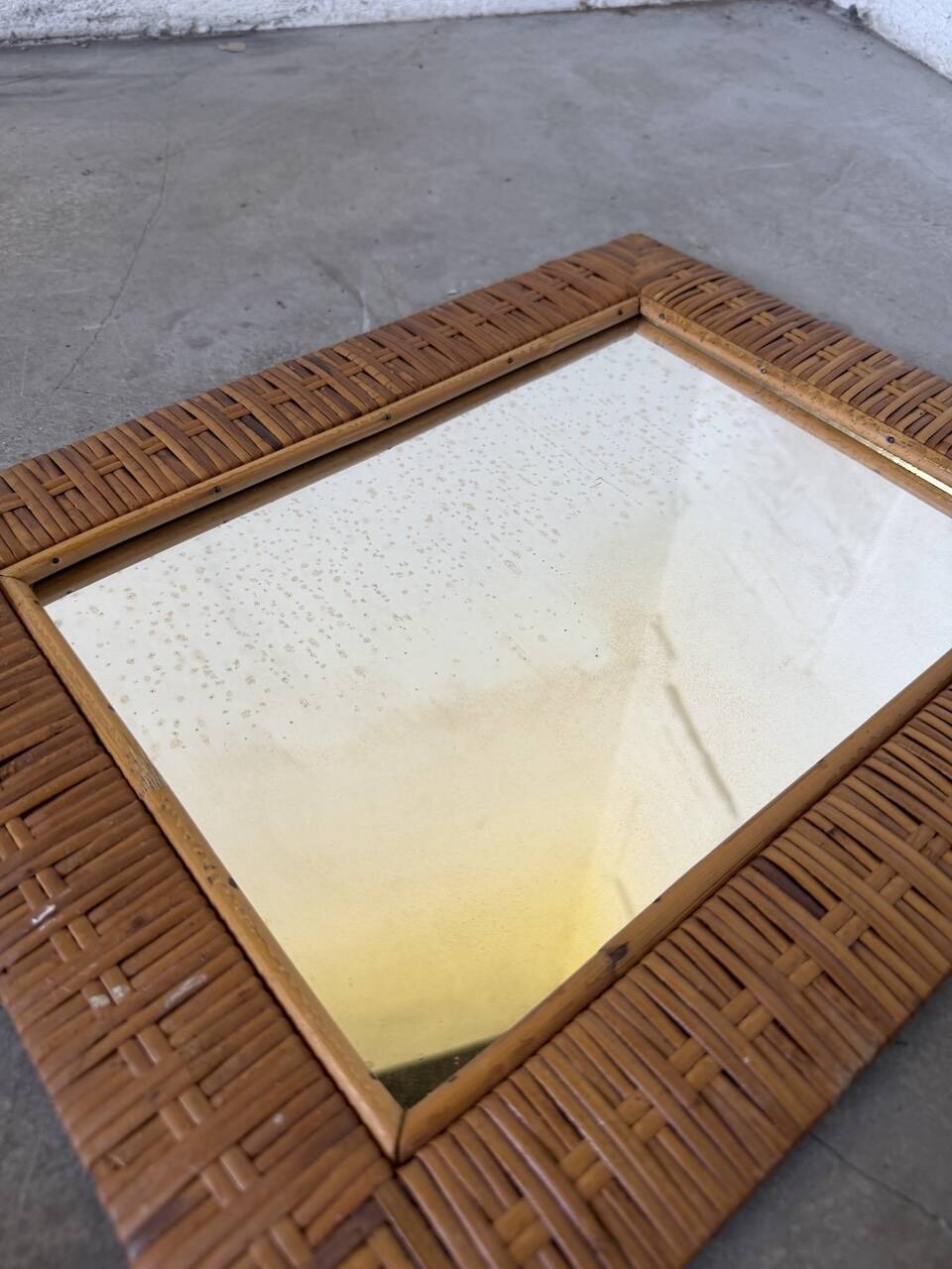 Trio de miroirs osier tressée années 50