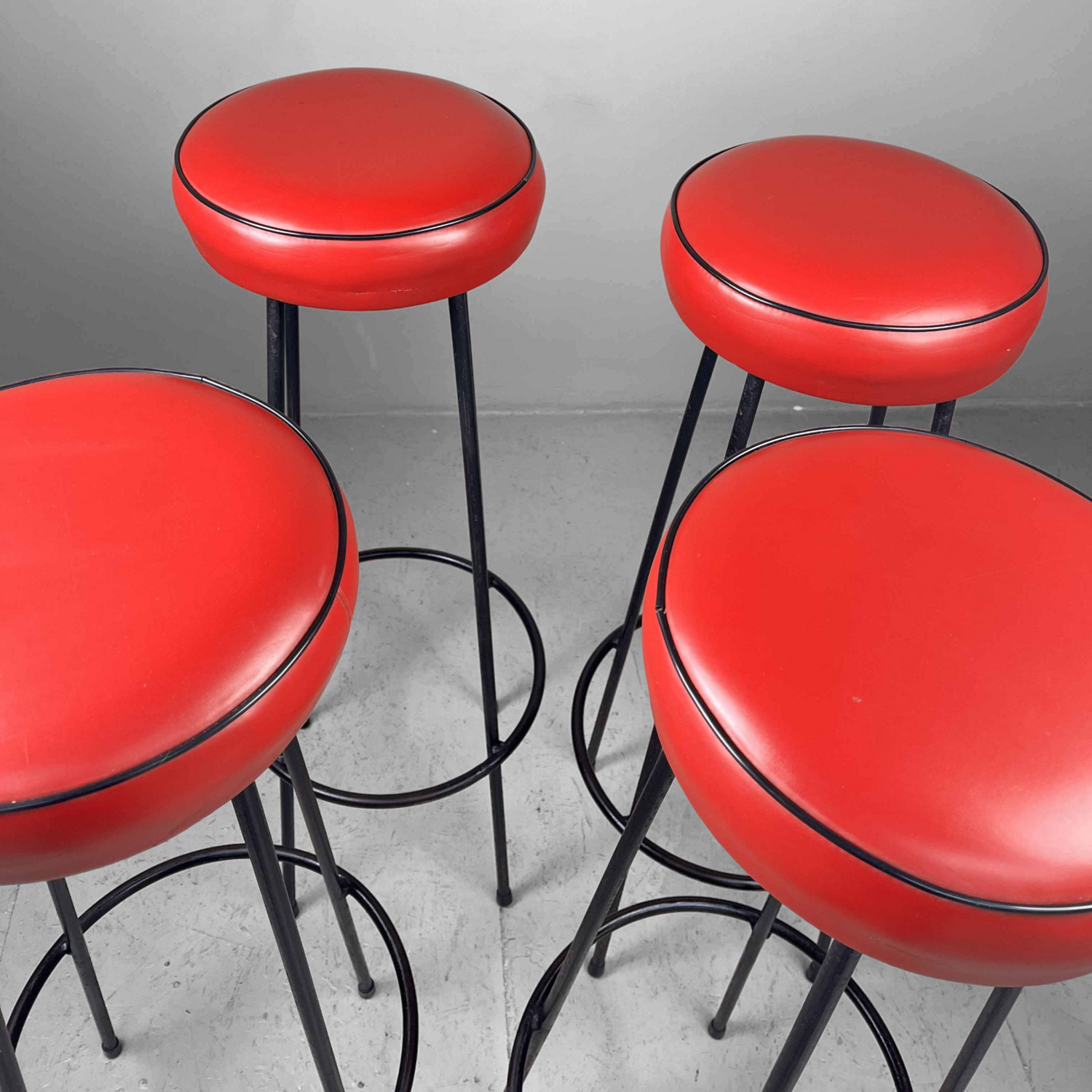 Set of 4 bar stools fifties in red skaï
