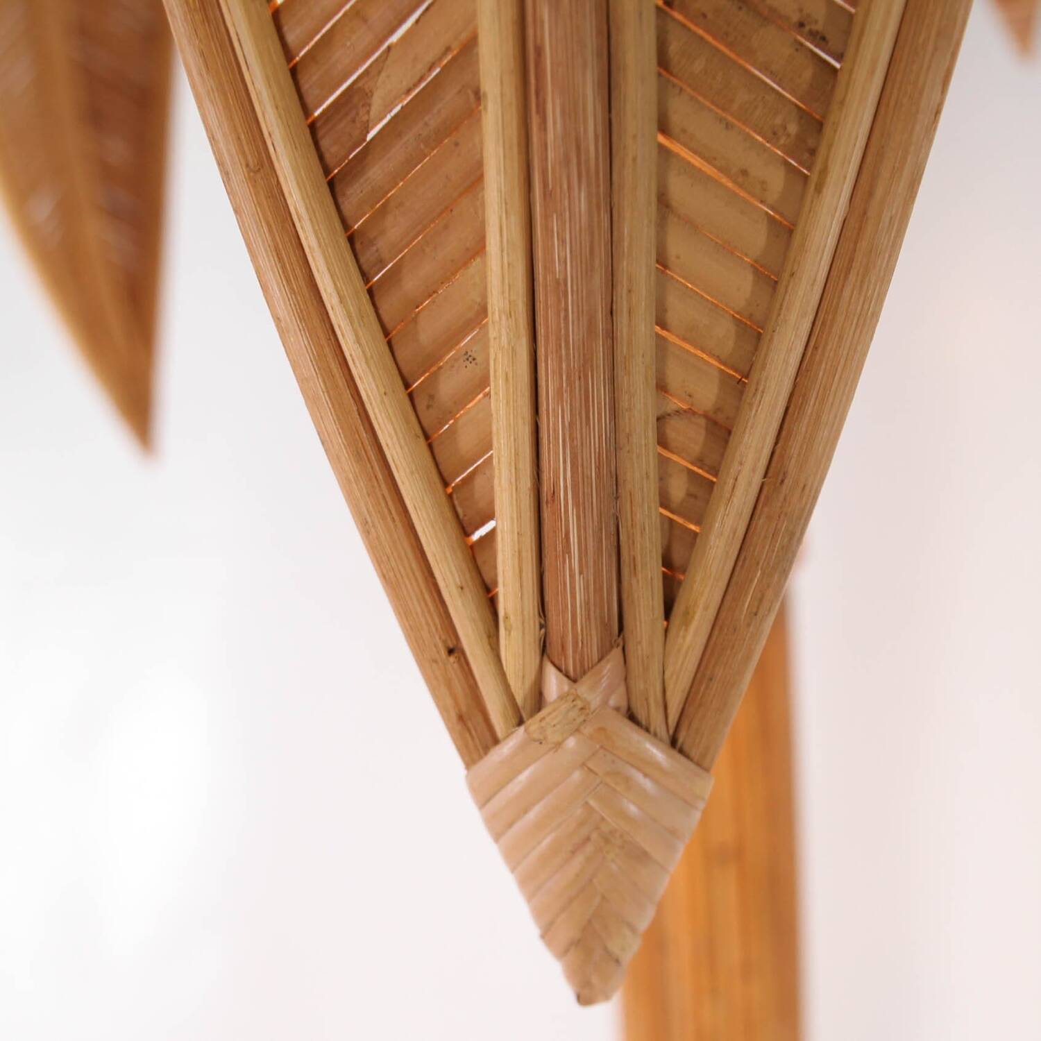 "Palm/coconut tree" floor lamp in rattan