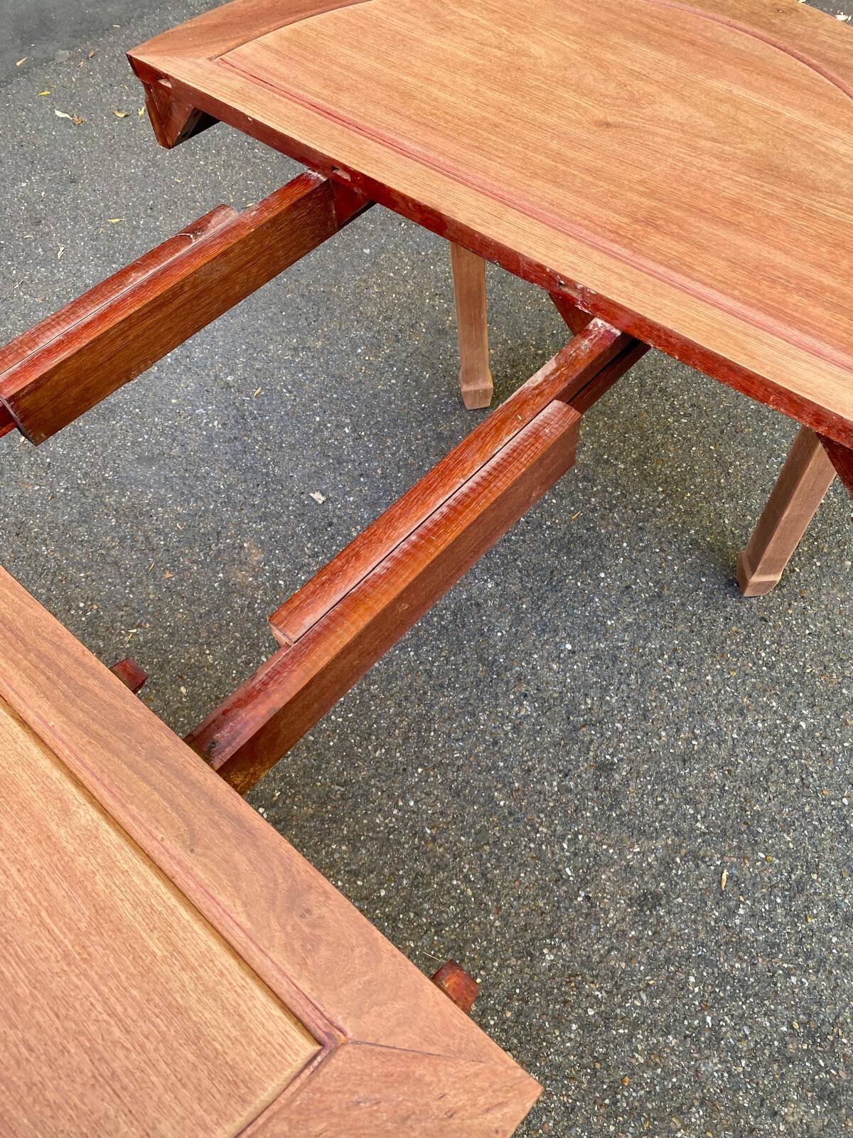 Table à manger ronde extensible décapé en bois massif brut chinois Ming 196