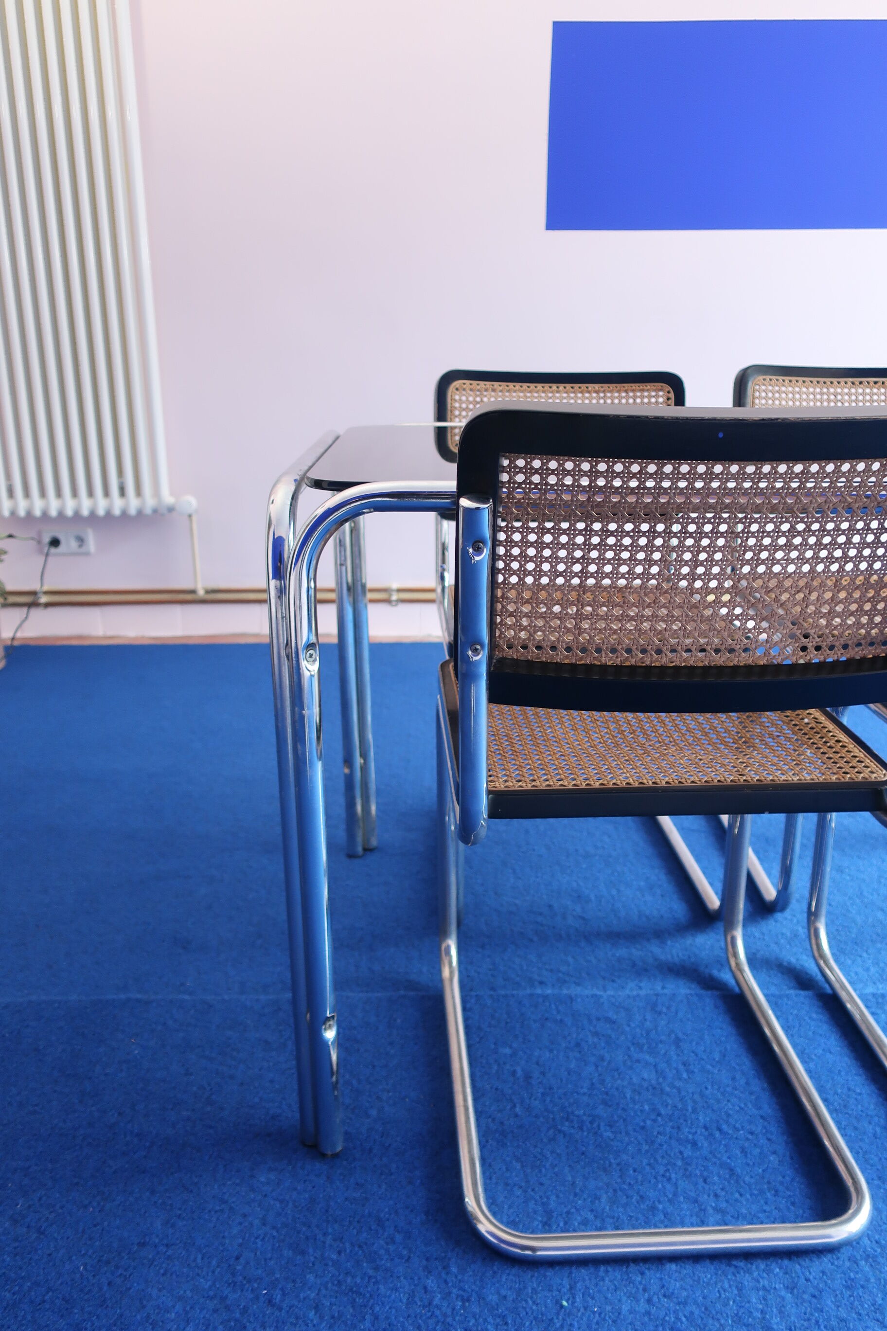Table and 4 chairs by Marcel Breuer from the 70/80