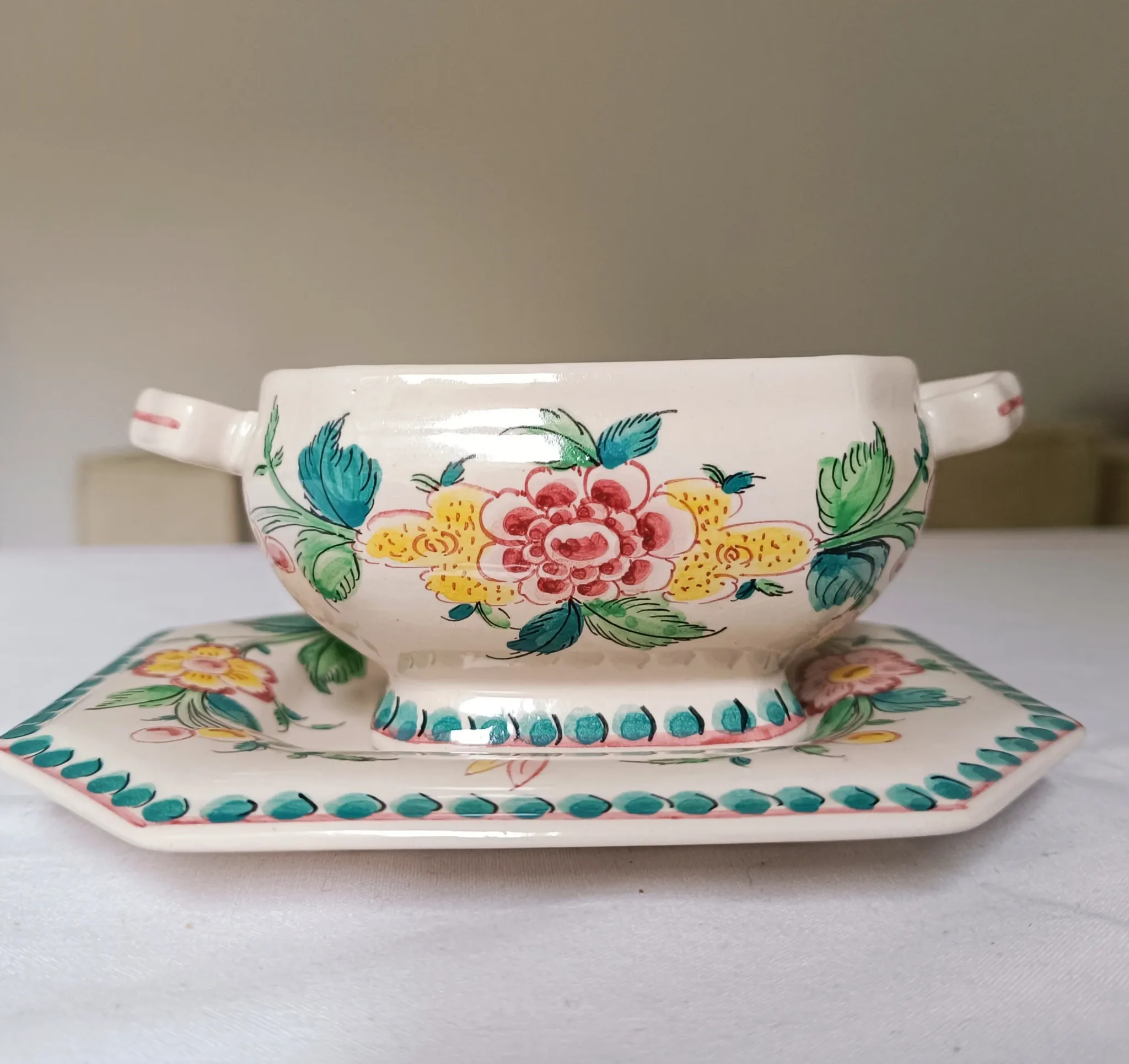 Saucière en faïence portugaise Anfora Águeda