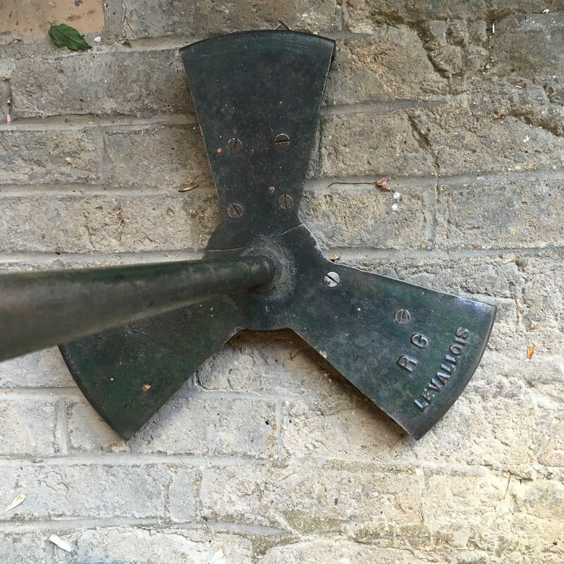 Industrial lamp - R.G Levallois