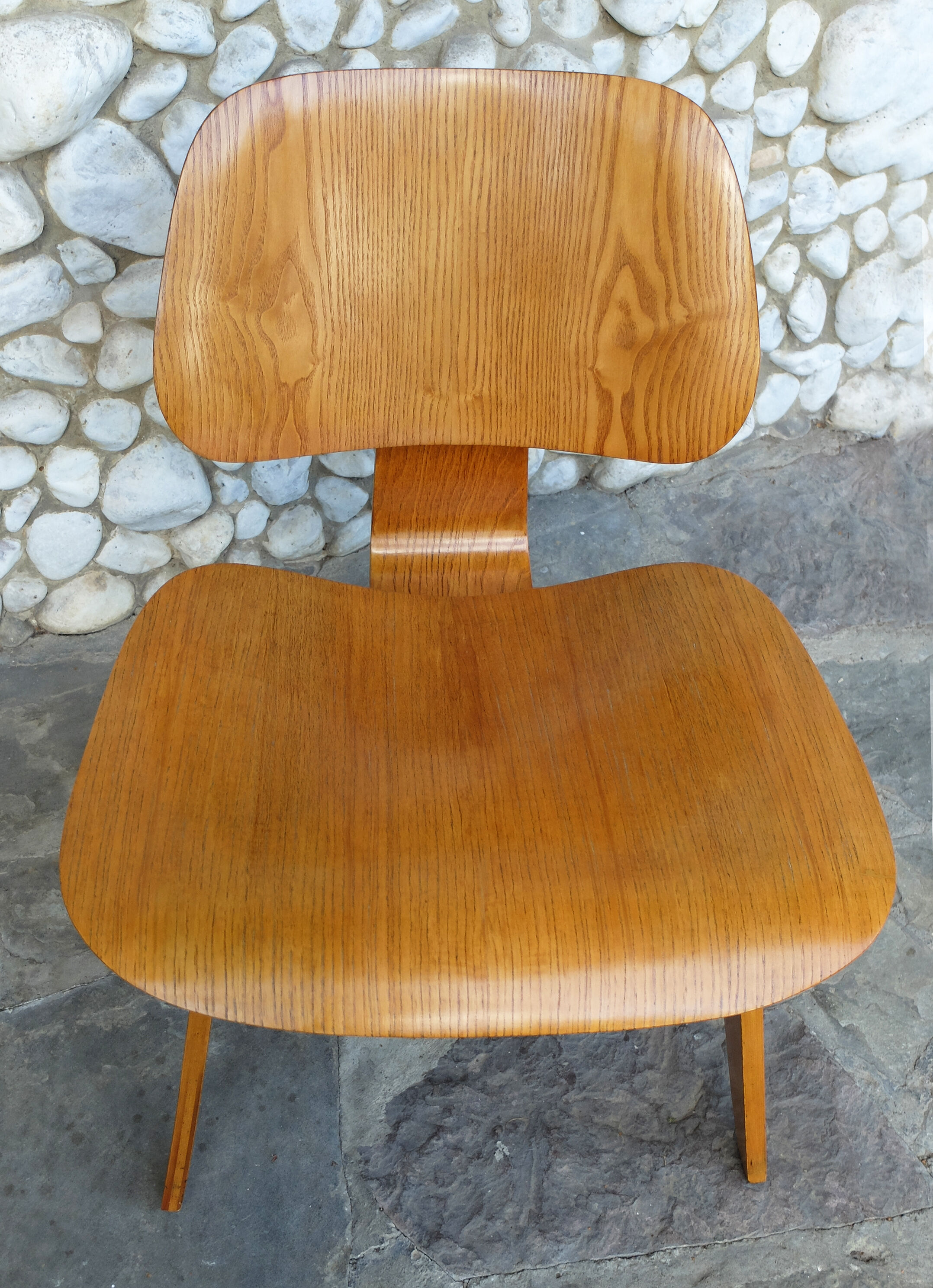 Ash LCW Lounge Chair by Charles and Ray Eames for Evans / Herman Miller, 1948-49