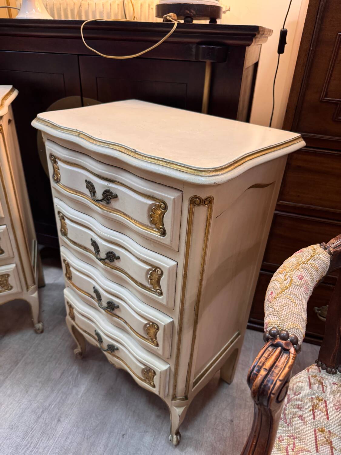 Pair of chiffonier chests of drawers