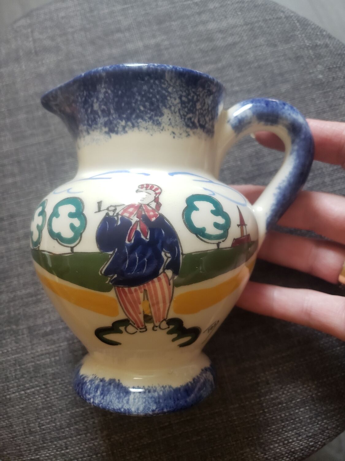 Breton pitcher sign tess