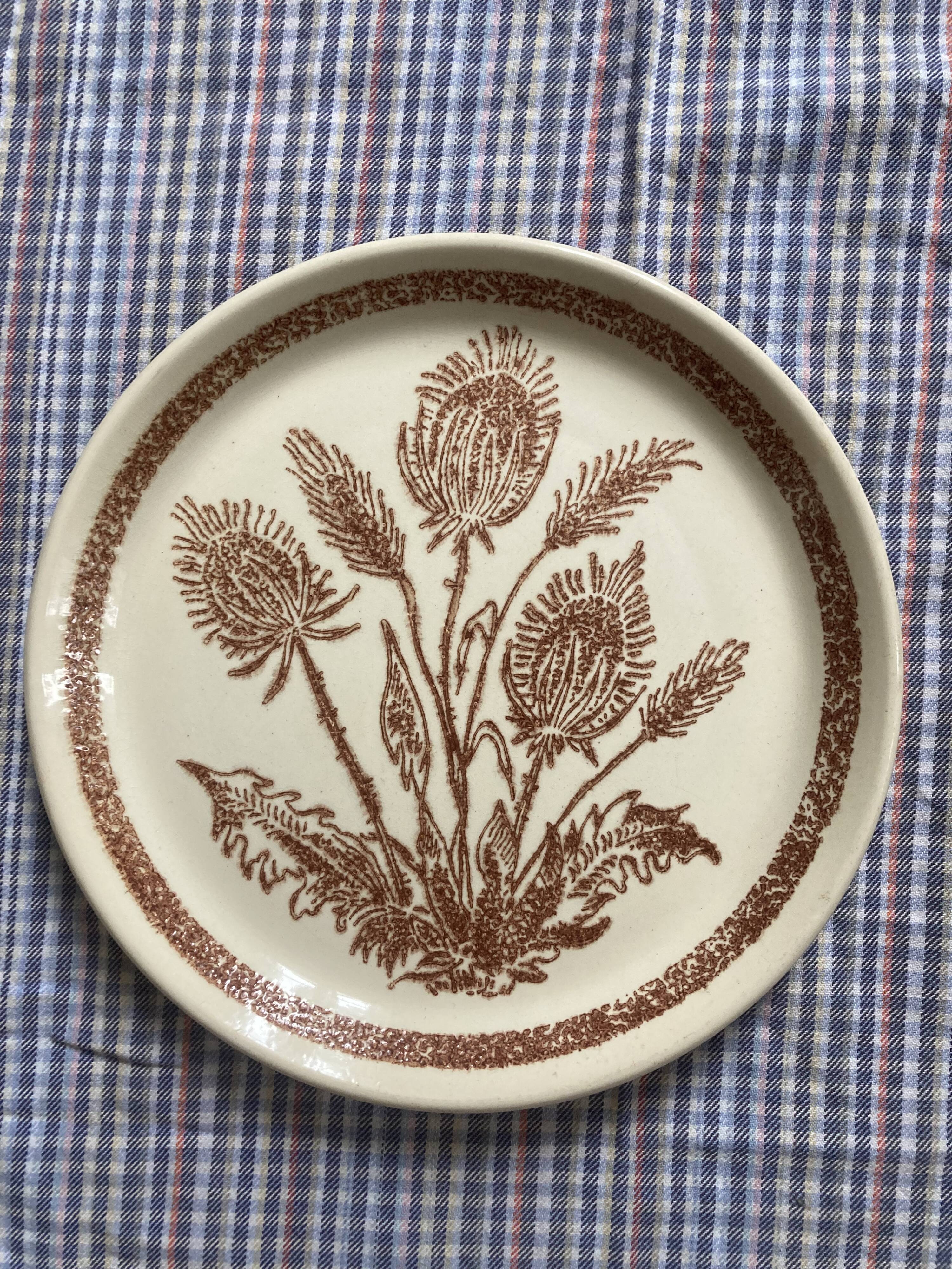 Flat stoneware plates decorated with vintage country flower 1960