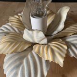 Flower wall lamp