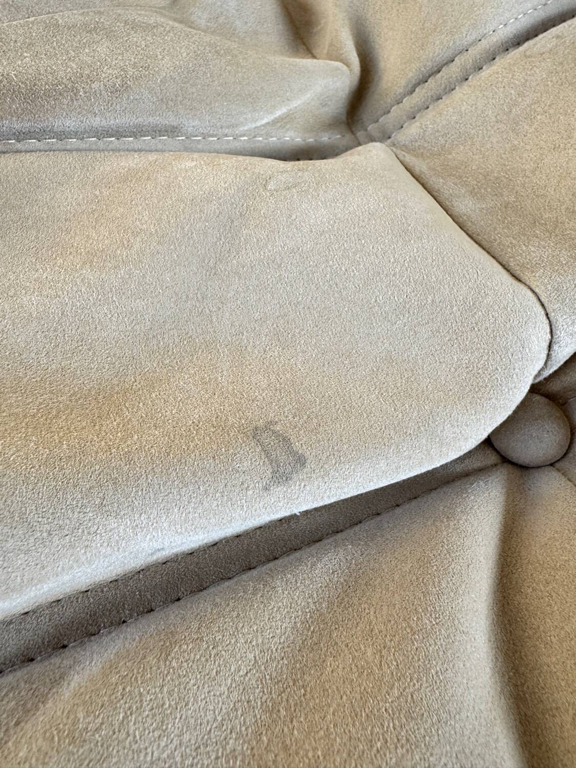 Togo beige par Ligne Roset