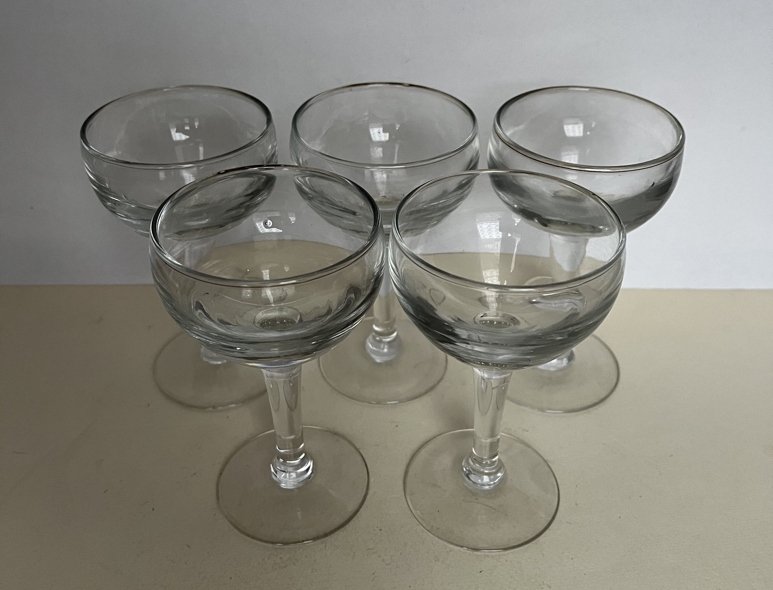 5 glasses of bistro wine