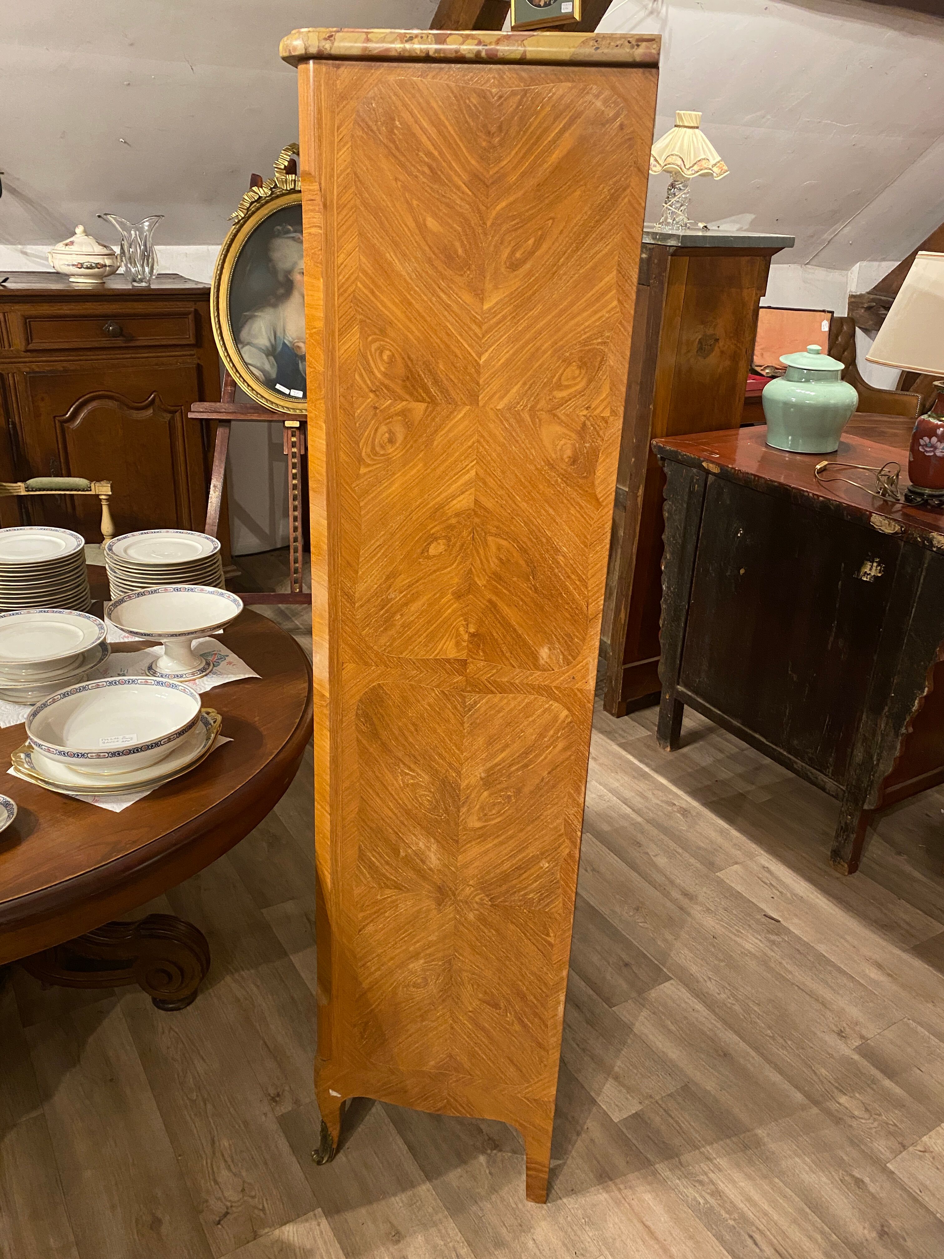 Semainier in rosewood veneer style louis XV Louis XVI